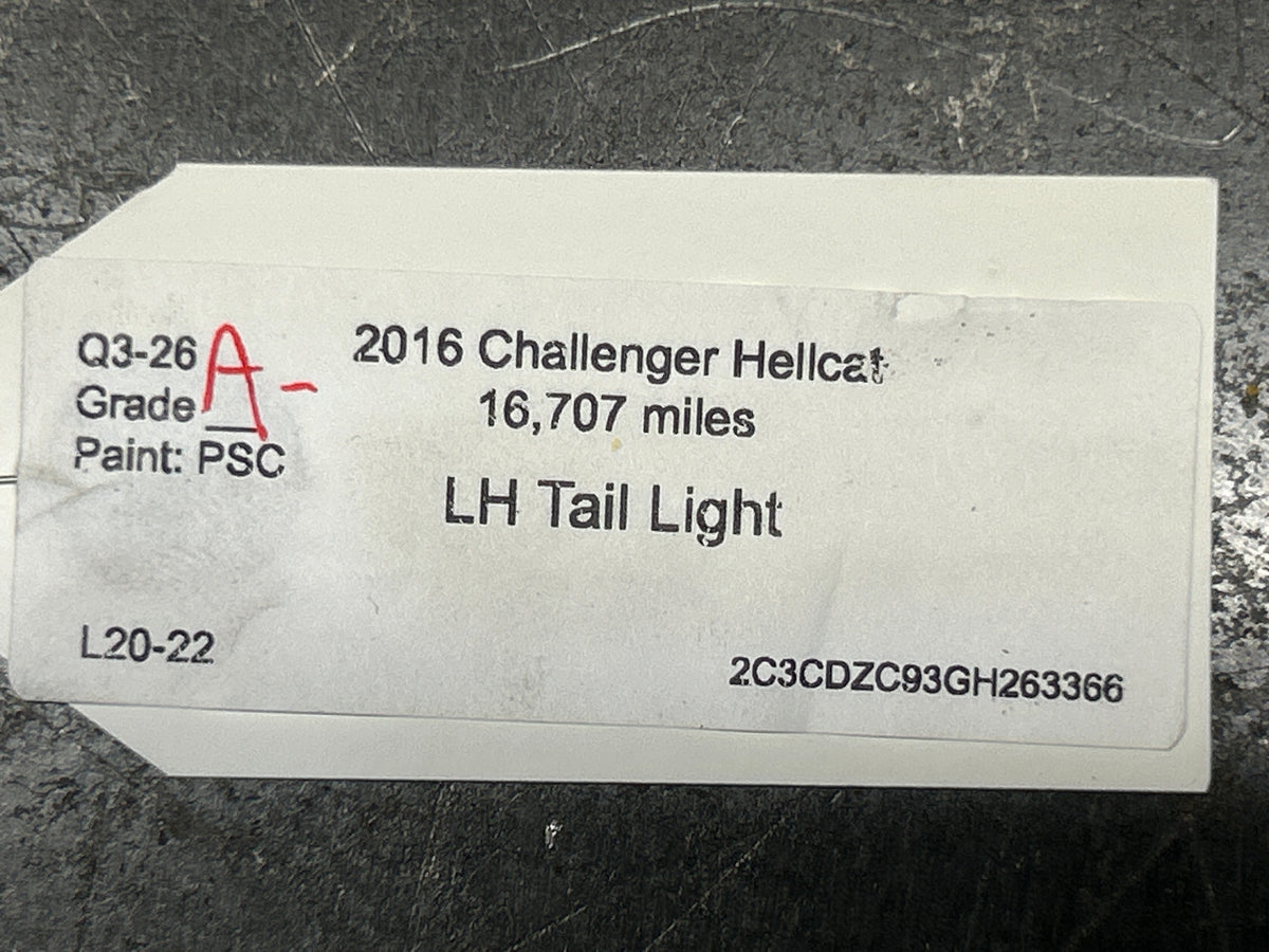 2015-2023 Dodge Challenger Driver Left Tail Light 68174069Ac OEM WORKING TESTED