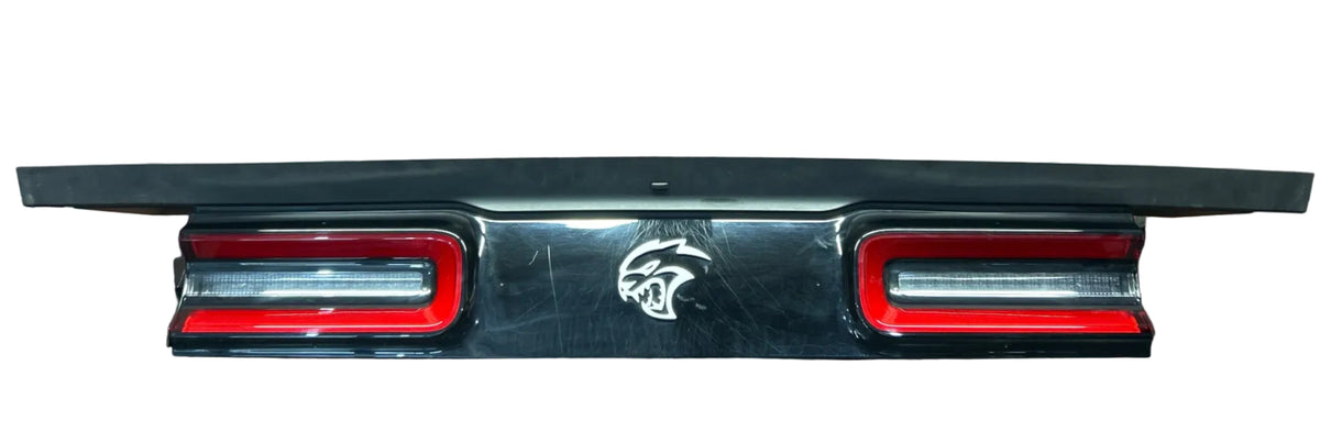 15-23 Dodge Challenger HELLCAT Rear Center Tail Light Backup Lamp 68419751AF OEM