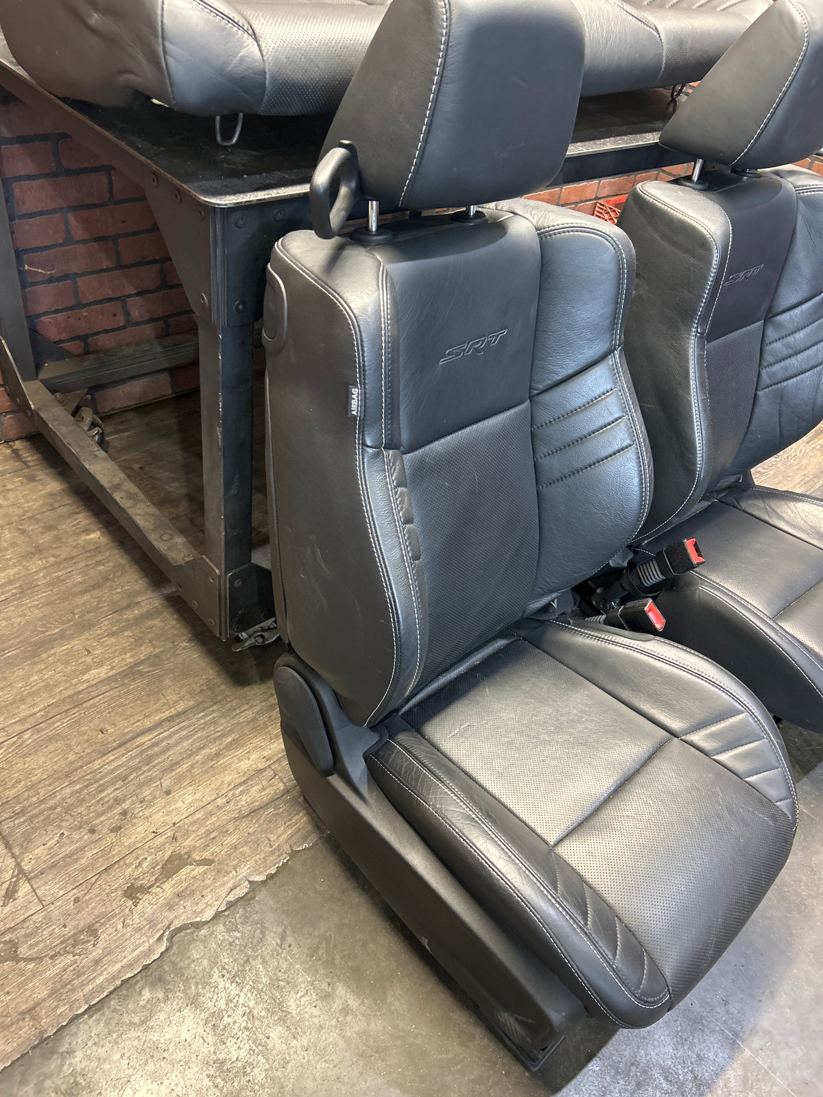 15+ Challenger SRT Hellcat Black Laguna Leather Seats Complete Seat Set OEM 16k