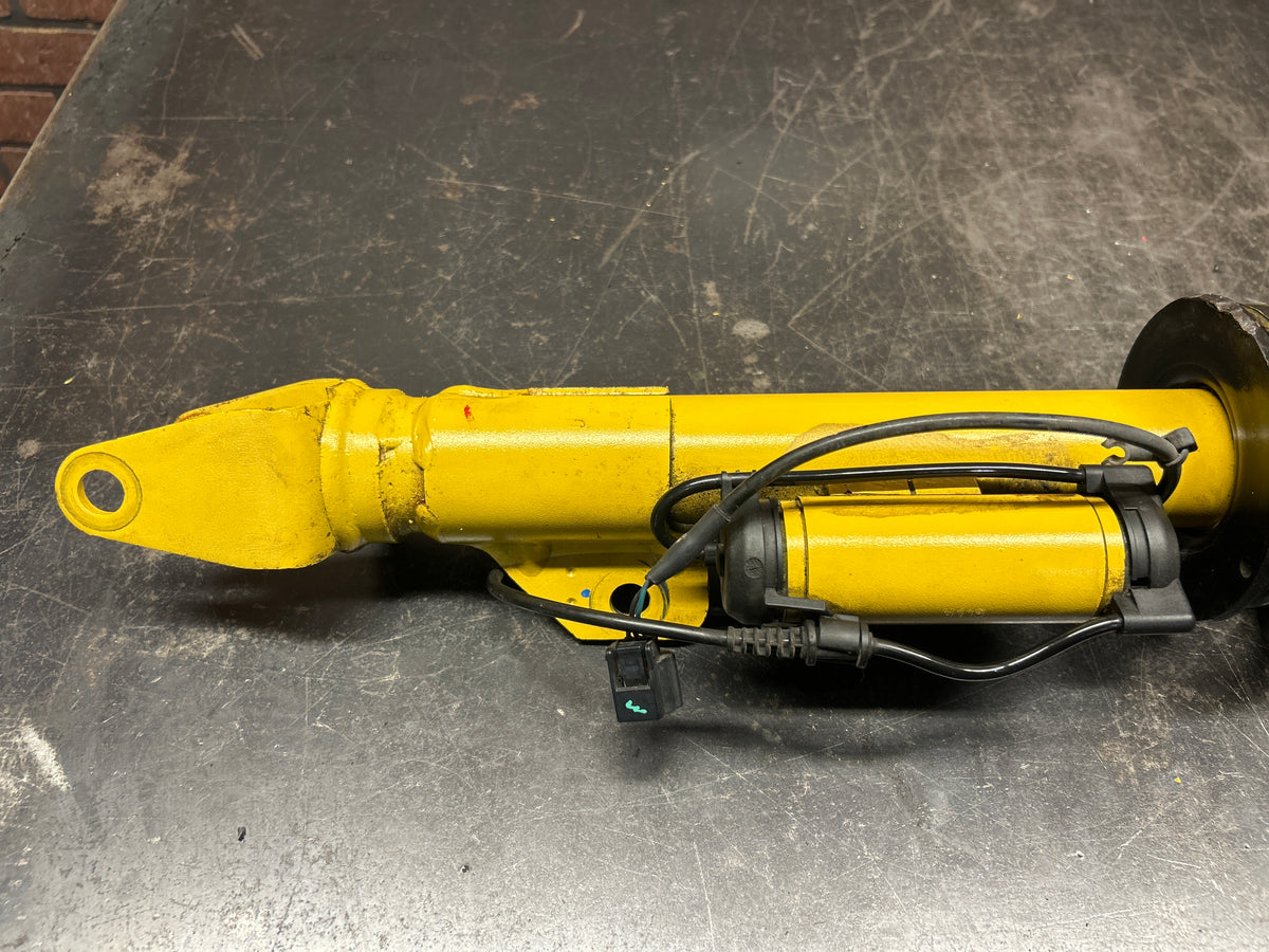 15-23 Dodge Challenger SRT Hellcat Bilstein Strut Front Driver LH 05181905AB