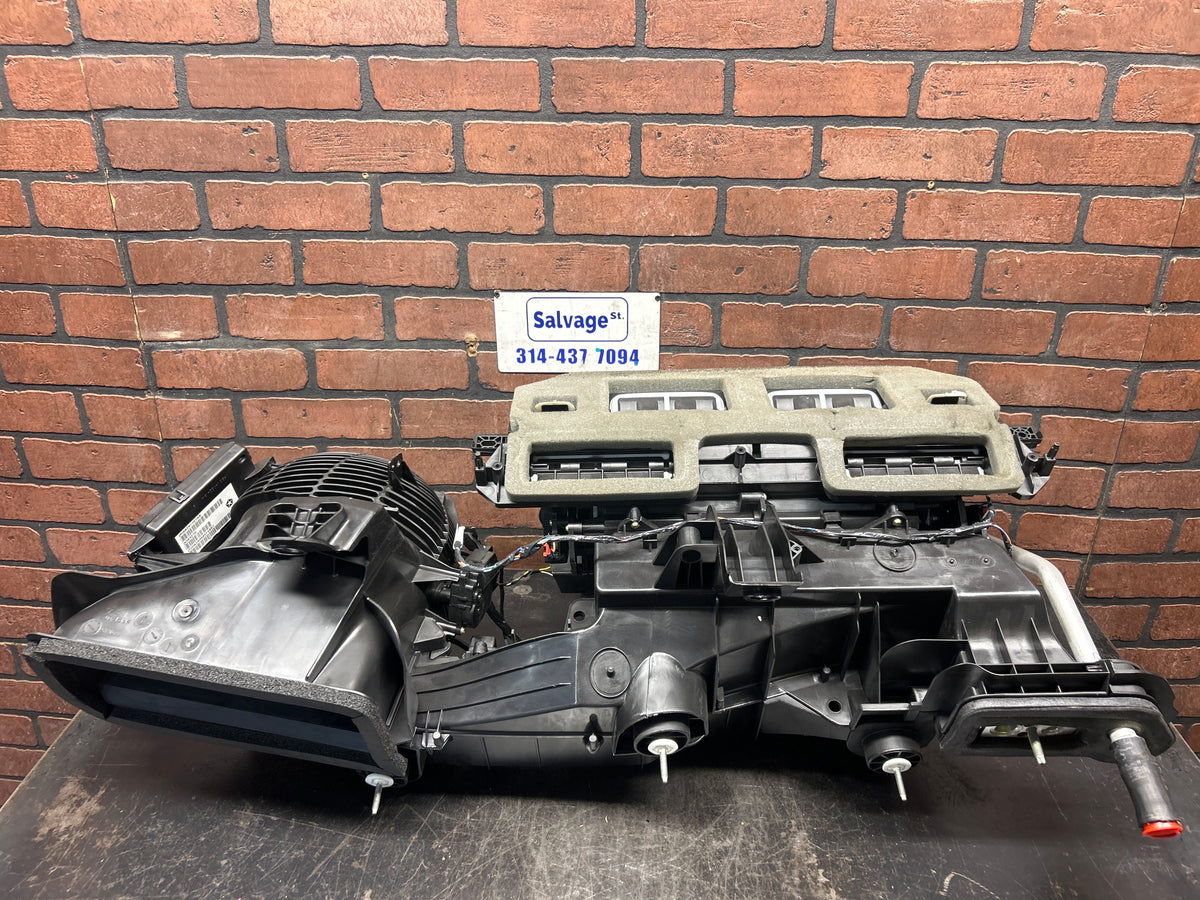 14-23 DODGE CHALLENGER HELLCAT HVAC A/C HEATER BLOWER HOUSING BOX ASSEMBLY OEM