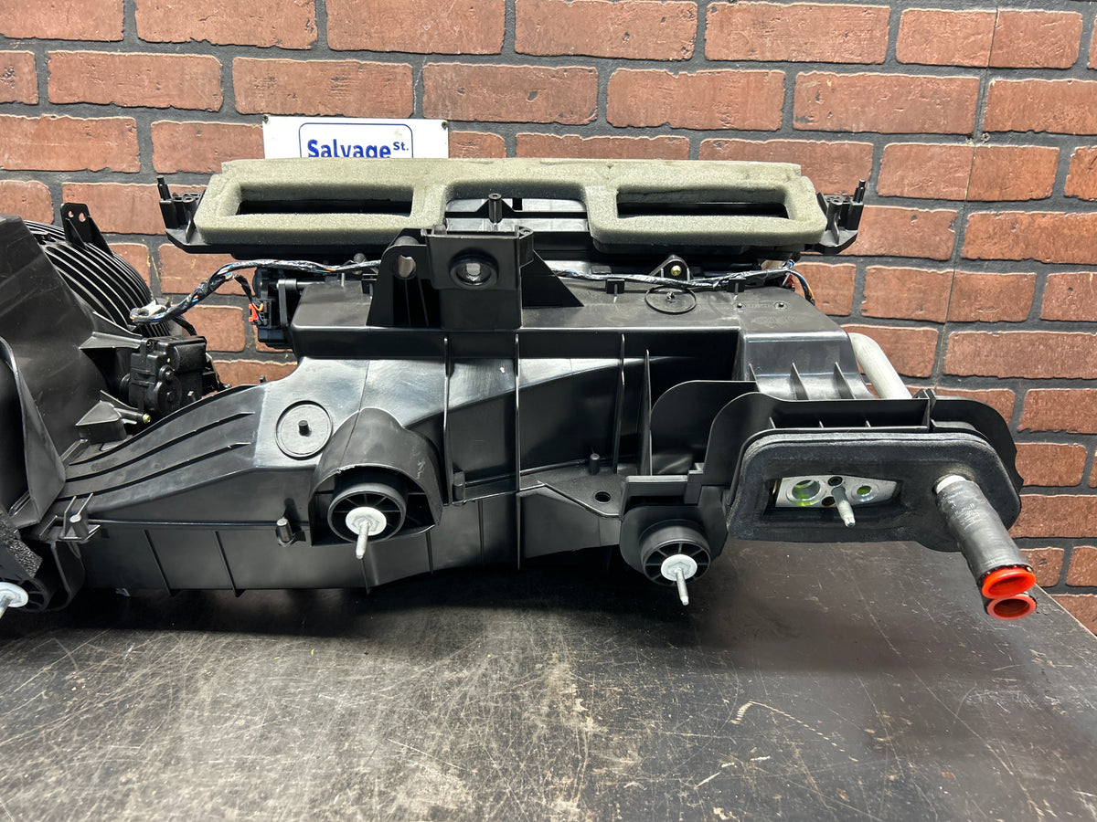 14-23 DODGE CHALLENGER HELLCAT HVAC A/C HEATER BLOWER HOUSING BOX ASSEMBLY OEM