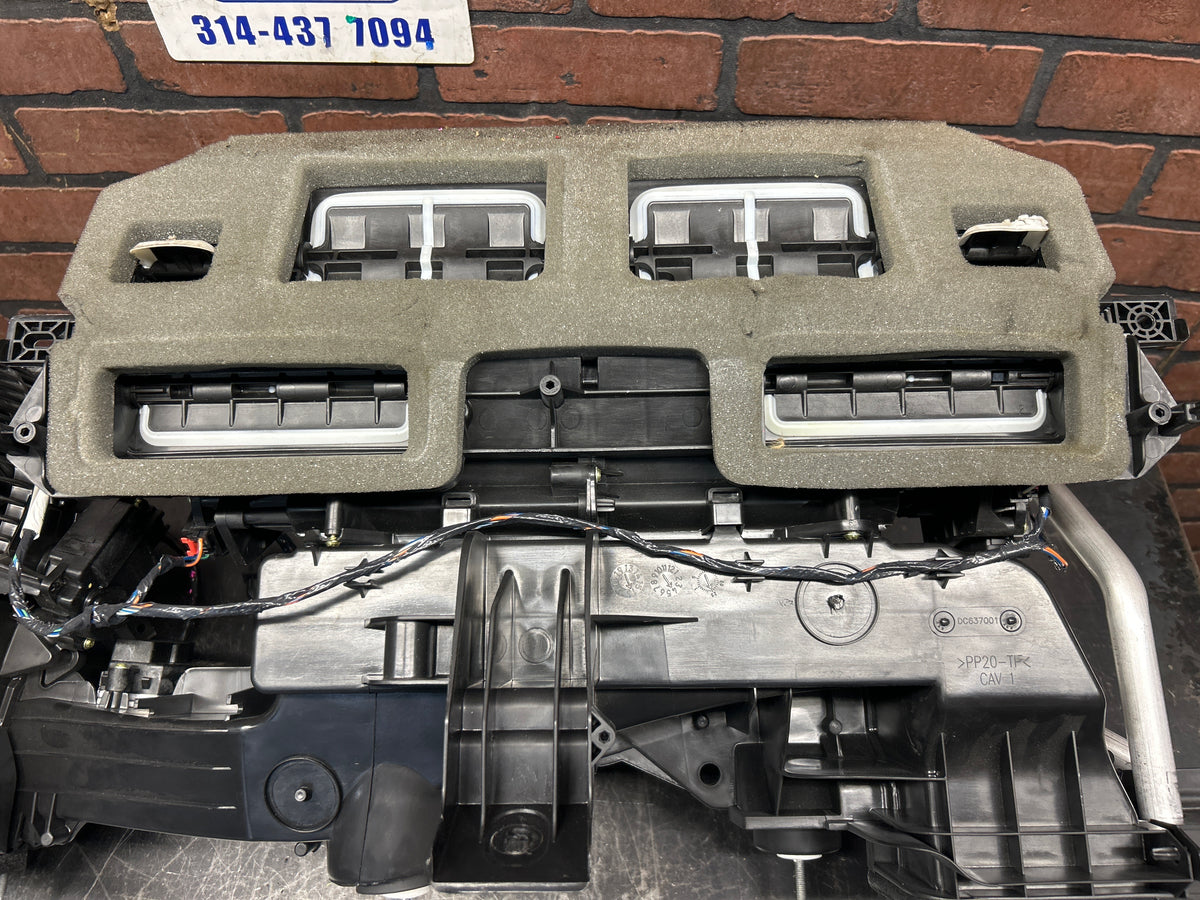 14-23 DODGE CHALLENGER HELLCAT HVAC A/C HEATER BLOWER HOUSING BOX ASSEMBLY OEM