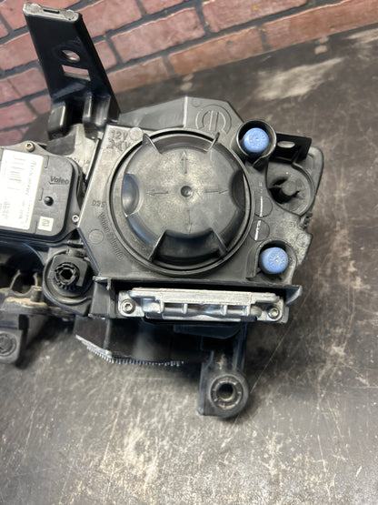 2014-2020 JEEP GRAND CHEROKEE XENON HEADLIGHT RIGHT PASSENGER  68144702AL OEM