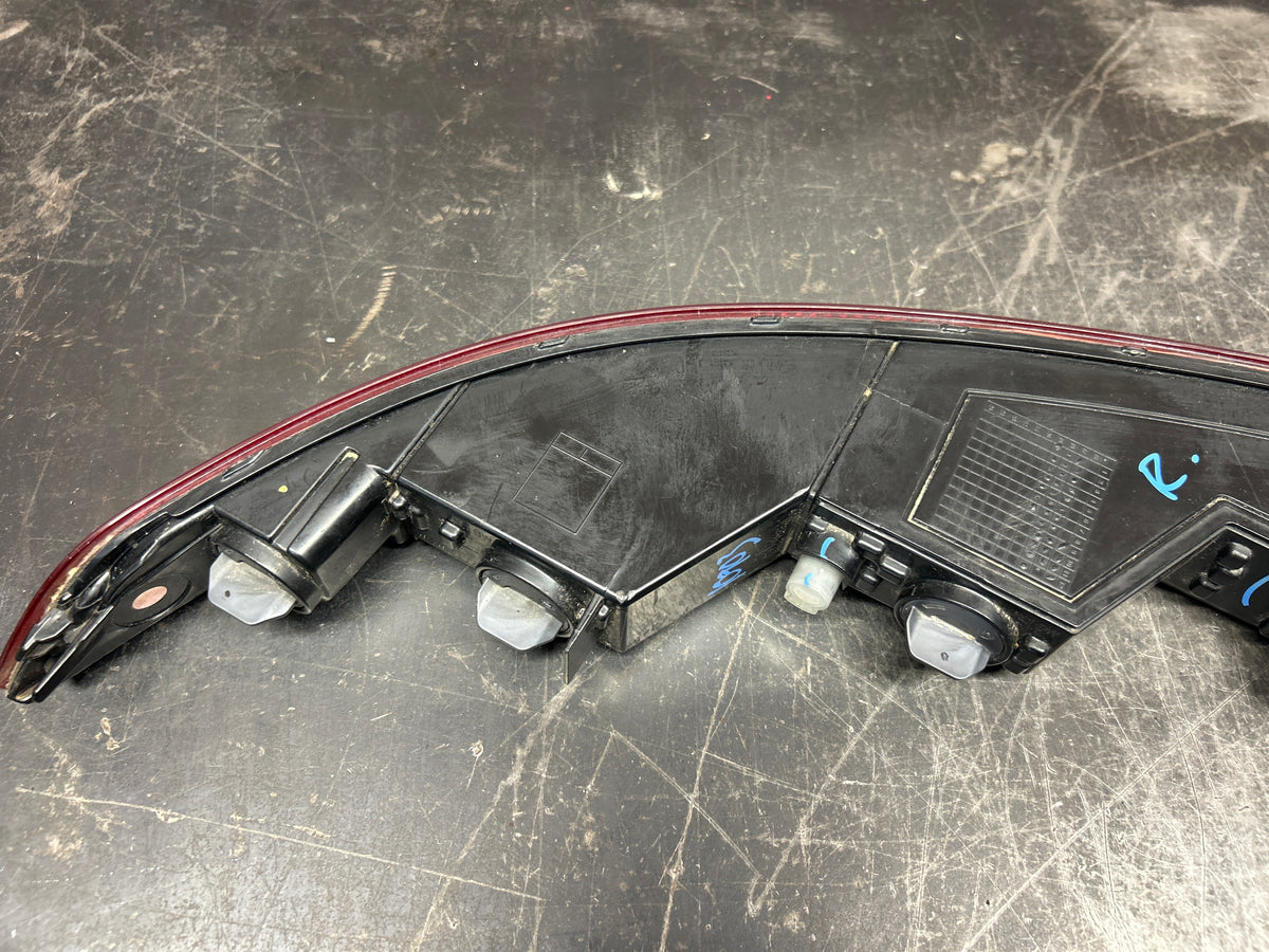 2018-2020 Audi Q5  Lower Tail Brake Lamp Right Side Bumper Light OEM 80A945070A