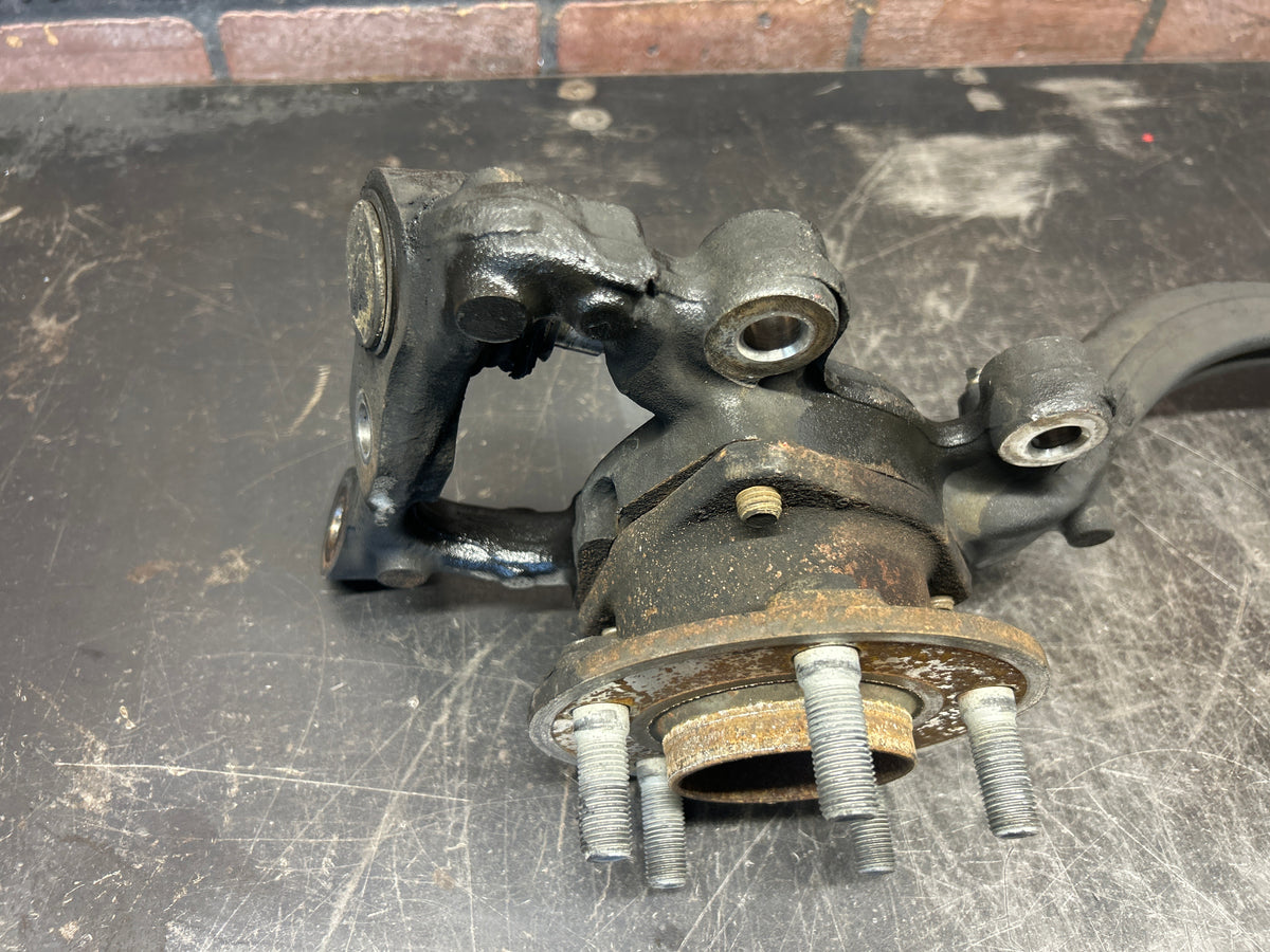 15-23 Charger/Challenger Scat Pack-Hellcat SRT Front Left Spindle Knuckle Hub