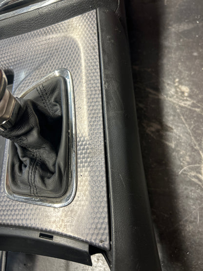 15-23 CHARGER/CHRYSLER 300 SRT HELLCAT OEM LEATHER CENTER CONSOLE  6LC27LA8AC