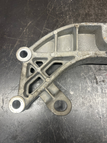 2015-2023 CHARGER/CHALLENGER/300 TRANSMISSION CROSSMEMBER CARRIER BRACE MOUNT