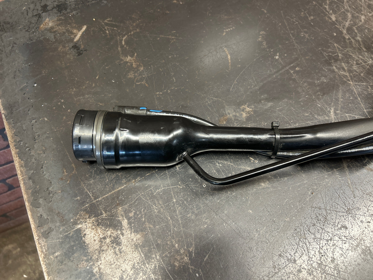 14-23 Dodge Charger/Challenger/300 Fuel Gas Tank Filler Neck Tube 52029694AG