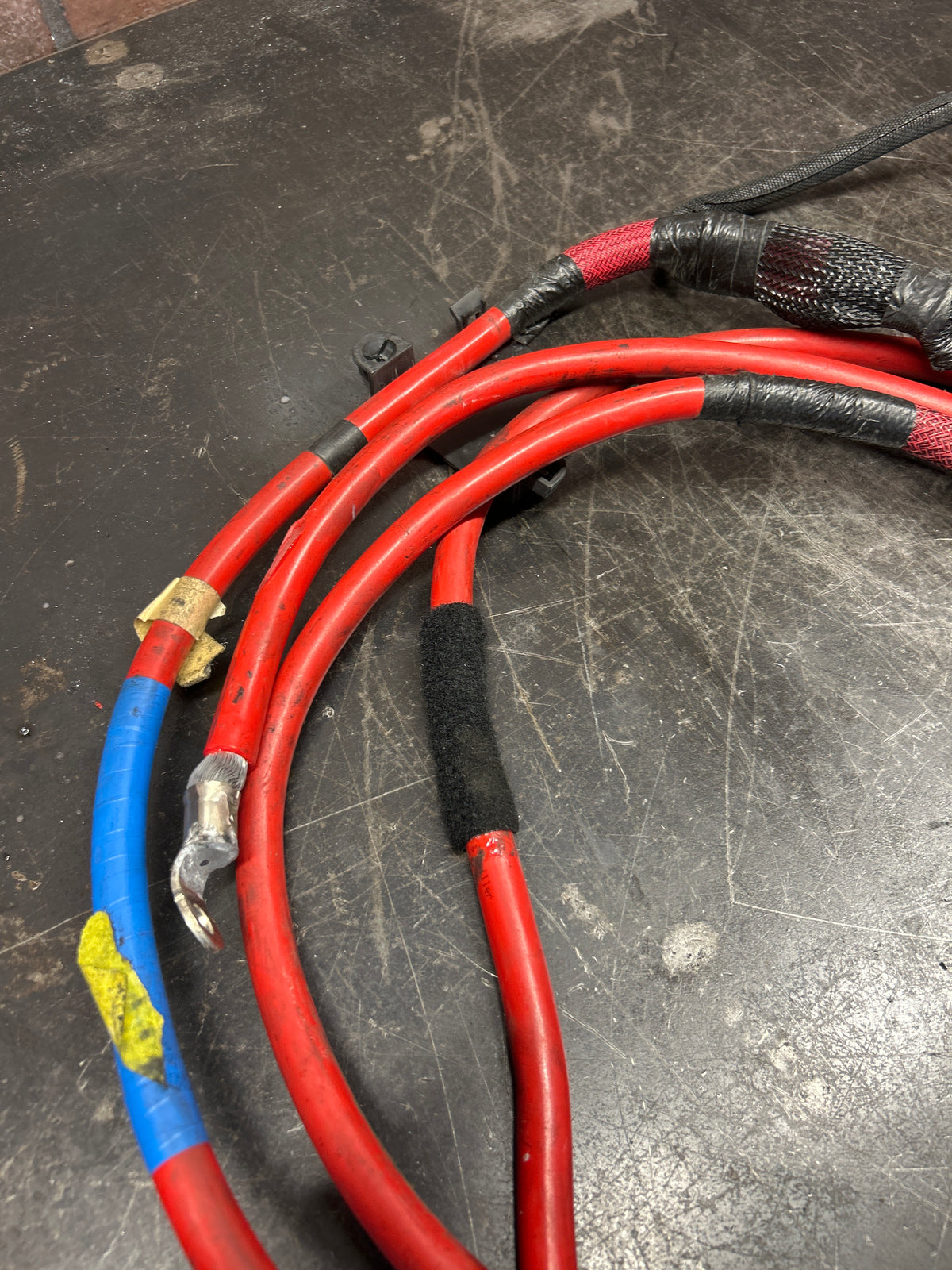 15-23 DODGE CHARGER ENGINE POSITIVE BATTERY CABLE WIRE HARNESS OEM 68207018AE