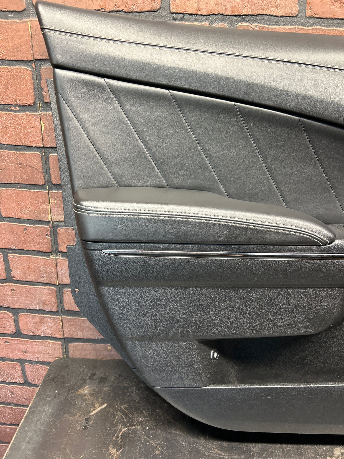 2019-2023 DODGE CHARGER HELLCAT SRT FRONT LEFT INTERIOR DOOR PANEL 6QY633X9AC