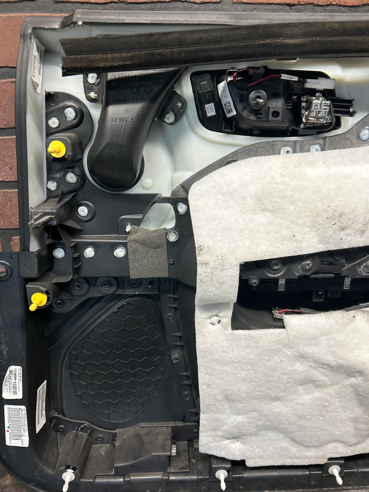 2019-2023 DODGE CHARGER HELLCAT SRT FRONT LEFT INTERIOR DOOR PANEL 6QY633X9AC