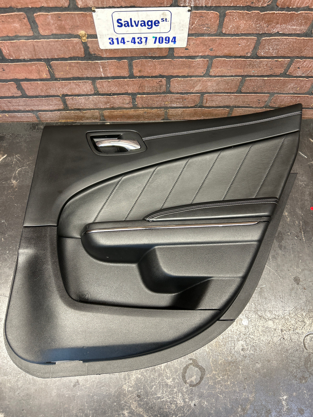 2019-2023 DODGE CHARGER HELLCAT SRT RIGHT REAR INTERIOR DOOR PANEL 6QY643X9AB