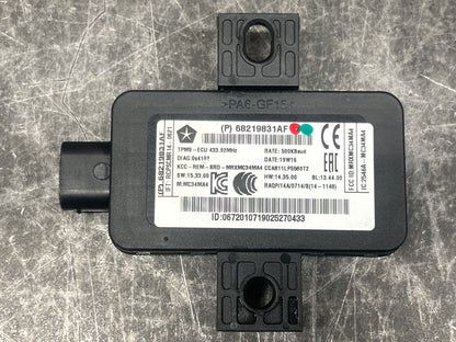 14-21 Dodge Challenger Durango Chrysler Tire Pressure Module 68219831AF OEM