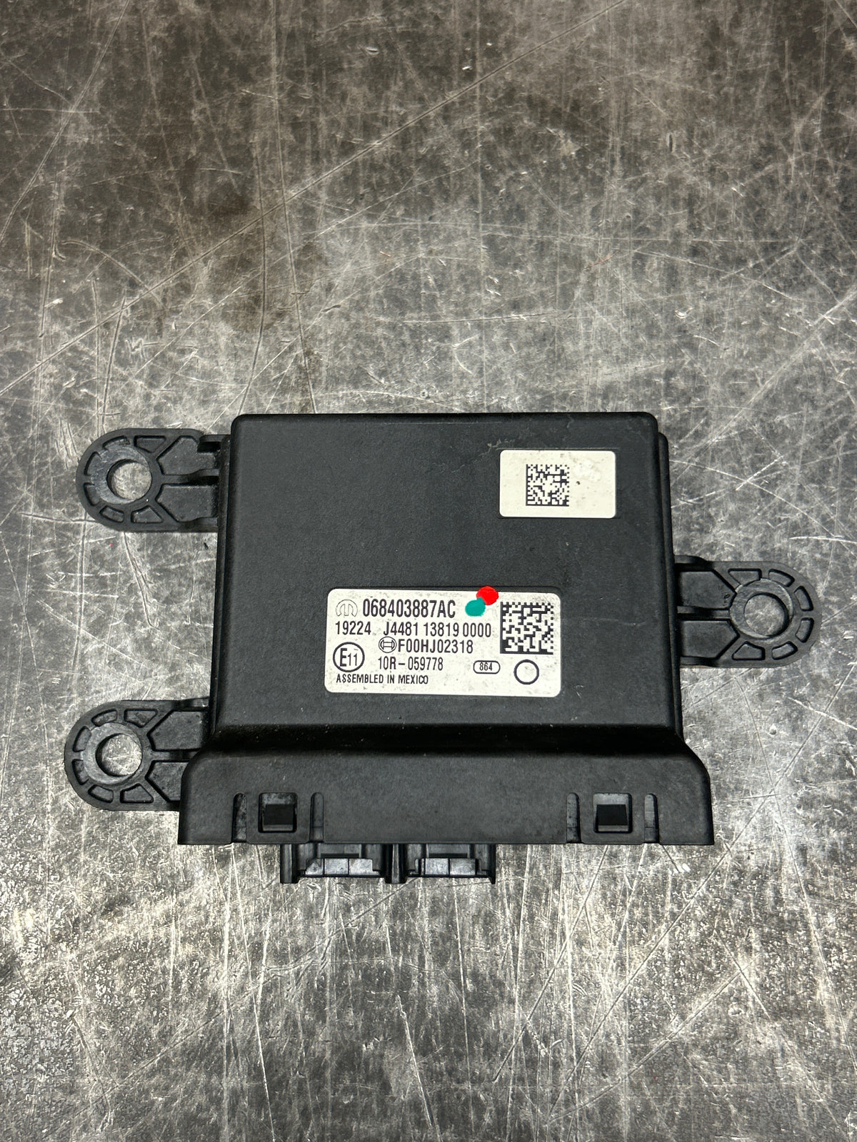 2018-2023 DODGE CHARGER RAM 1500 OEM NETWORK GATEWAY CONTROL MODULE 68403887AC