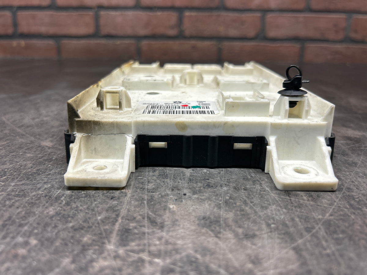 2019 Dodge Charger HELLCAT BCM Body Control  Module 68396563AC Slightly Burnt