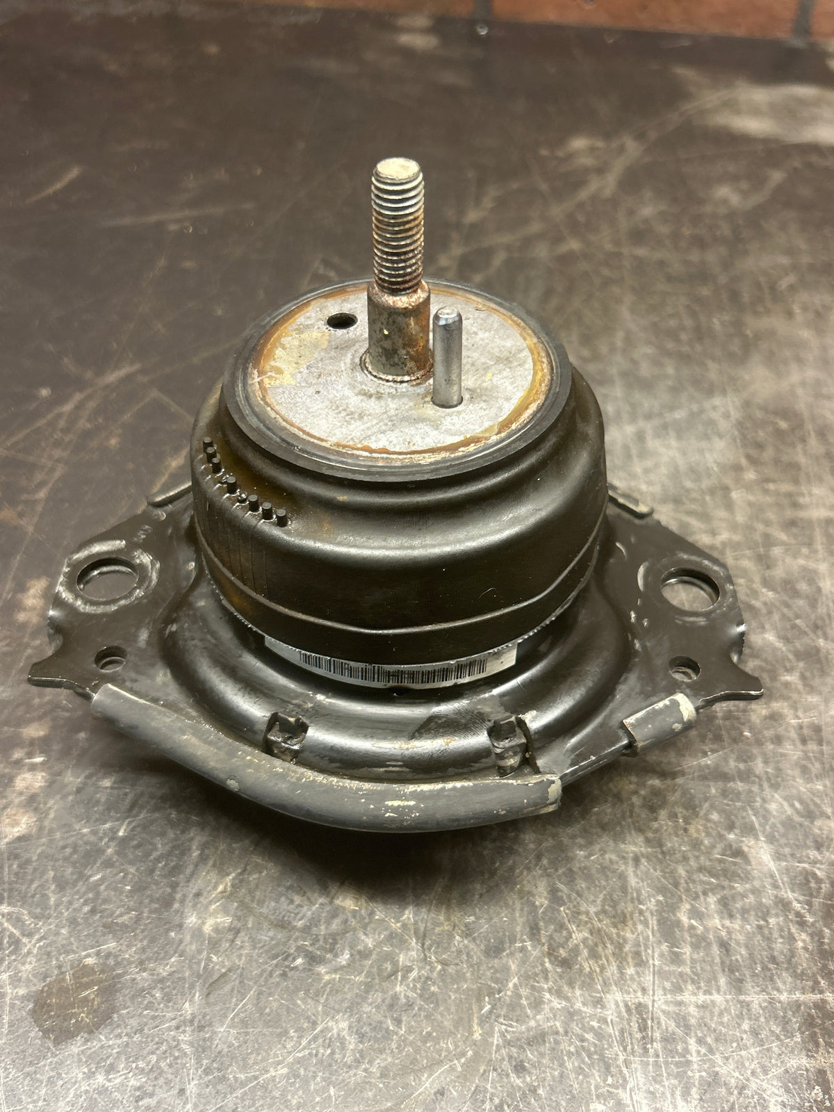 2012-2023 DODGE CHARGER/CHALLENGER SCAT PACK 6.4L RWD ENGINE MOUNT PAIR OEM