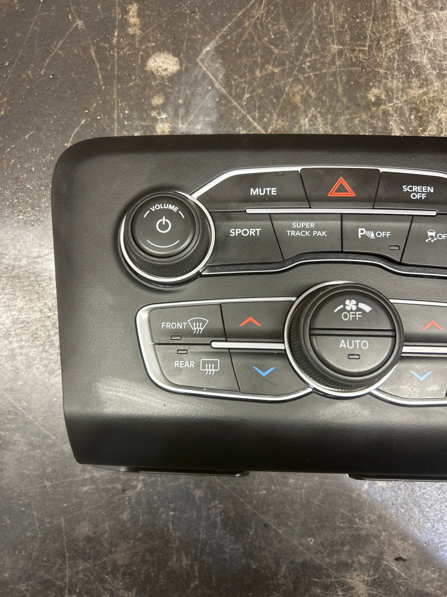 2017-2022 Dodge Charger Scat Pack AC/Heater Climate Control Module 68293624AC