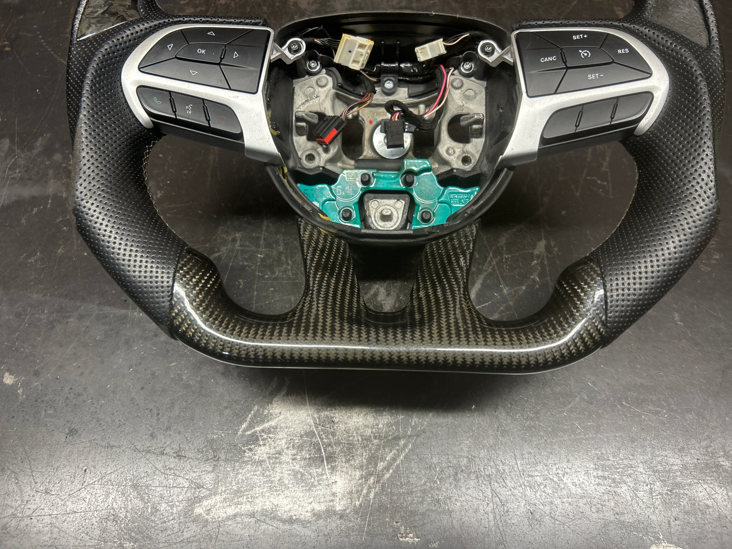 15-23 Dodge Charger Challenger Scat Pack Carbon Fiber aftermarket Steering Wheel