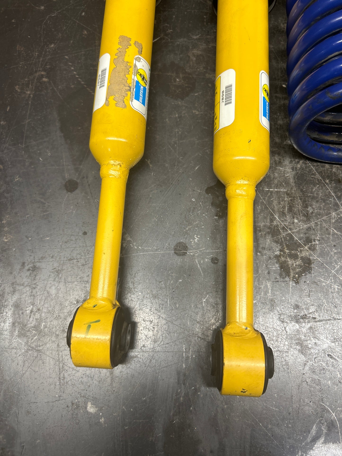 11-23 Dodge Charger 392 Scat Pack Bilstein Suspension Strut Set W/Lower Springs
