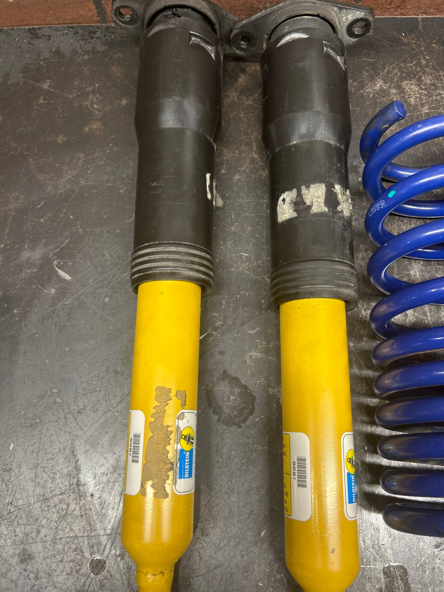 11-23 Dodge Charger 392 Scat Pack Bilstein Suspension Strut Set W/Lower Springs
