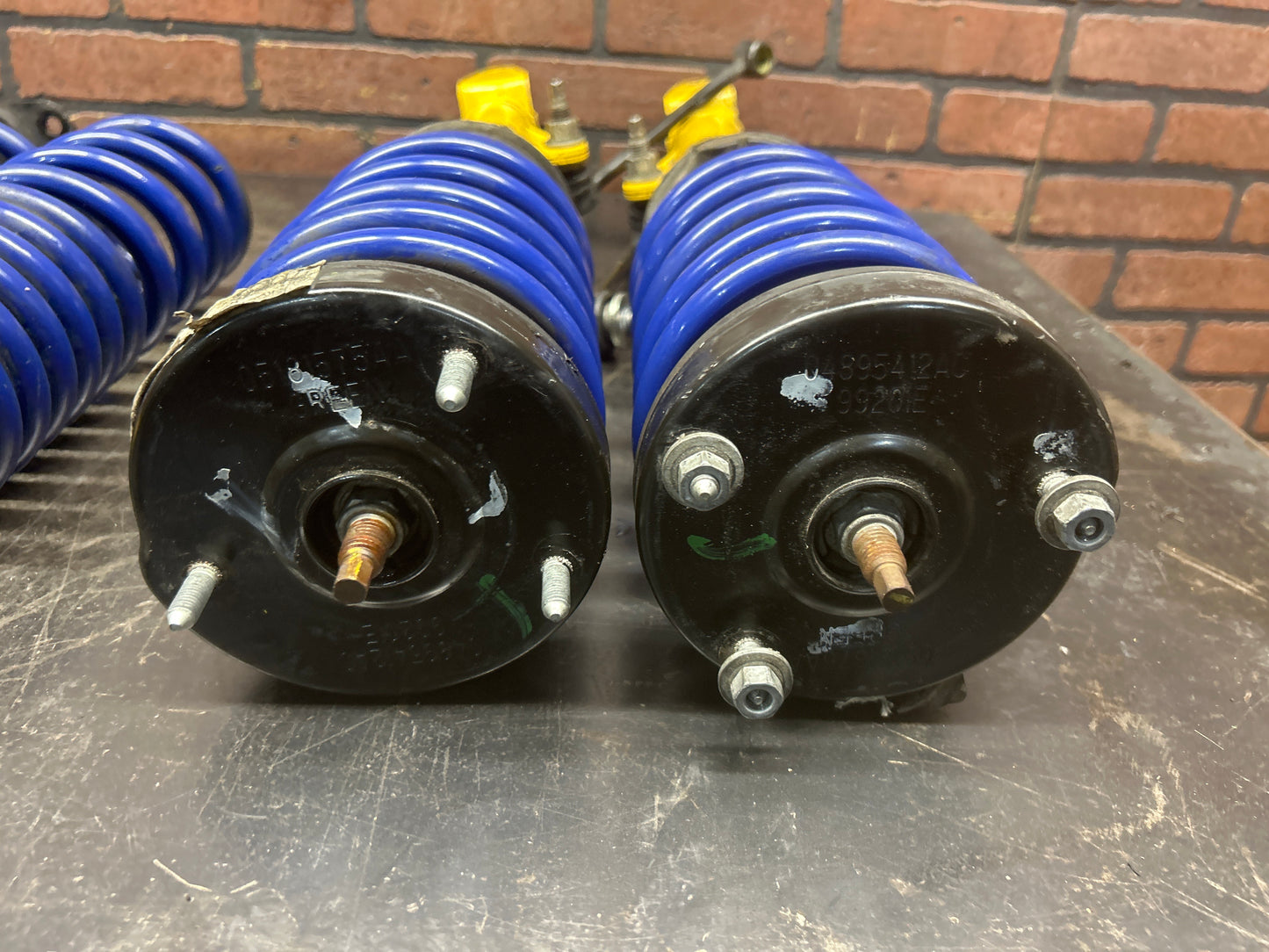 11-23 Dodge Charger 392 Scat Pack Bilstein Suspension Strut Set W/Lower Springs