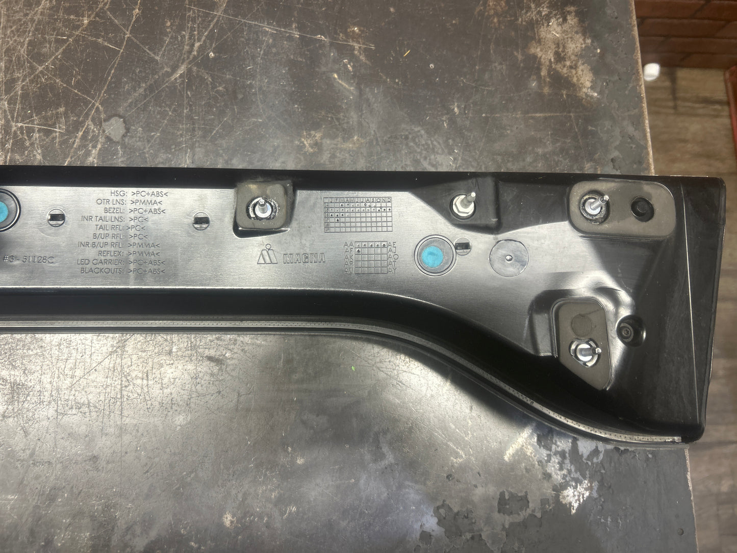 2015-2023 Mopar Dodge Charger Scatpack Rear Trunk Center LED Tail Light Lamp OEM