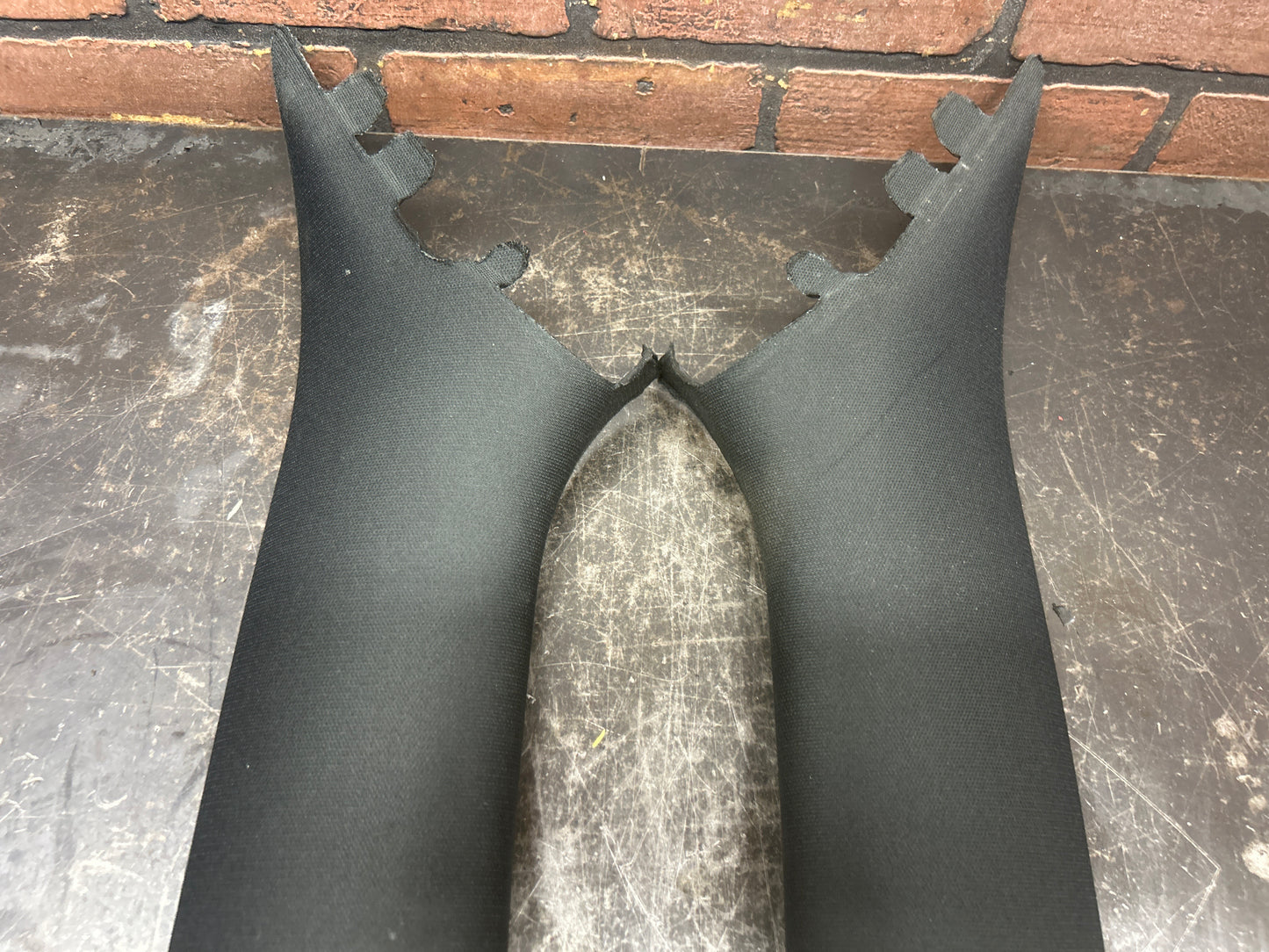 15-23 DODGE CHARGER FRONT RIGHT LEFT PAIR A PILLAR TRIM 5SH68TRMAA 5SH69TRMAA