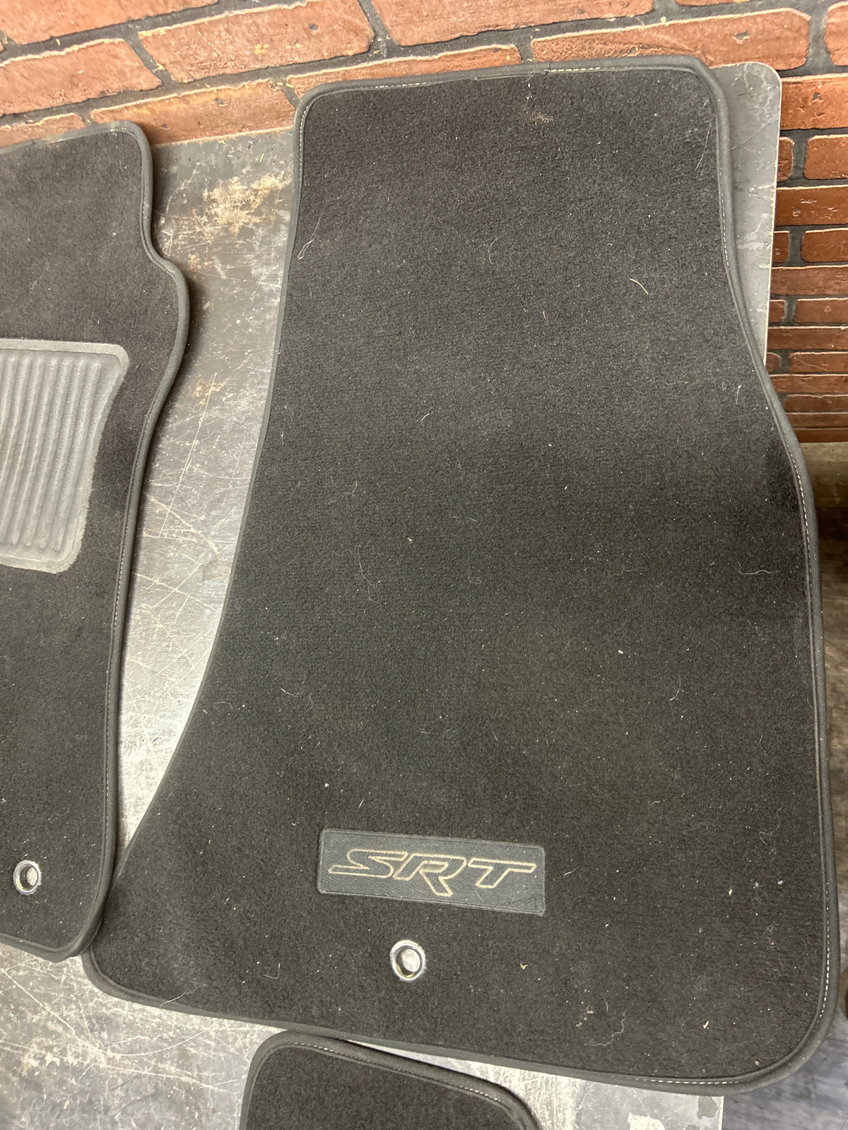 15-23 Dodge Charger Scat Pack SRT Driver Passenger Front & Rear Floor Mats OEM