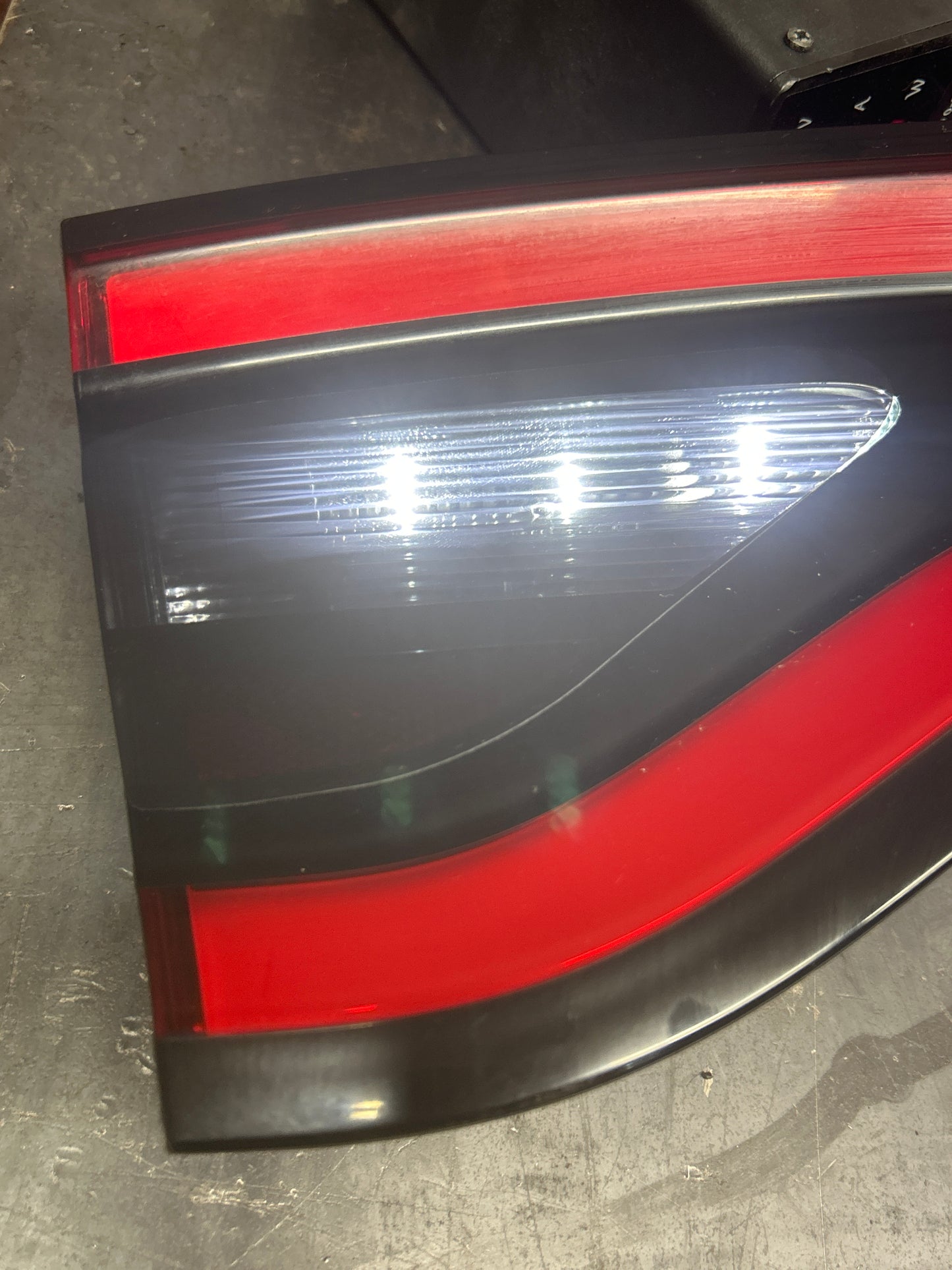 2015-2023 Mopar Dodge Charger Scatpack Rear Trunk Center LED Tail Light Lamp OEM