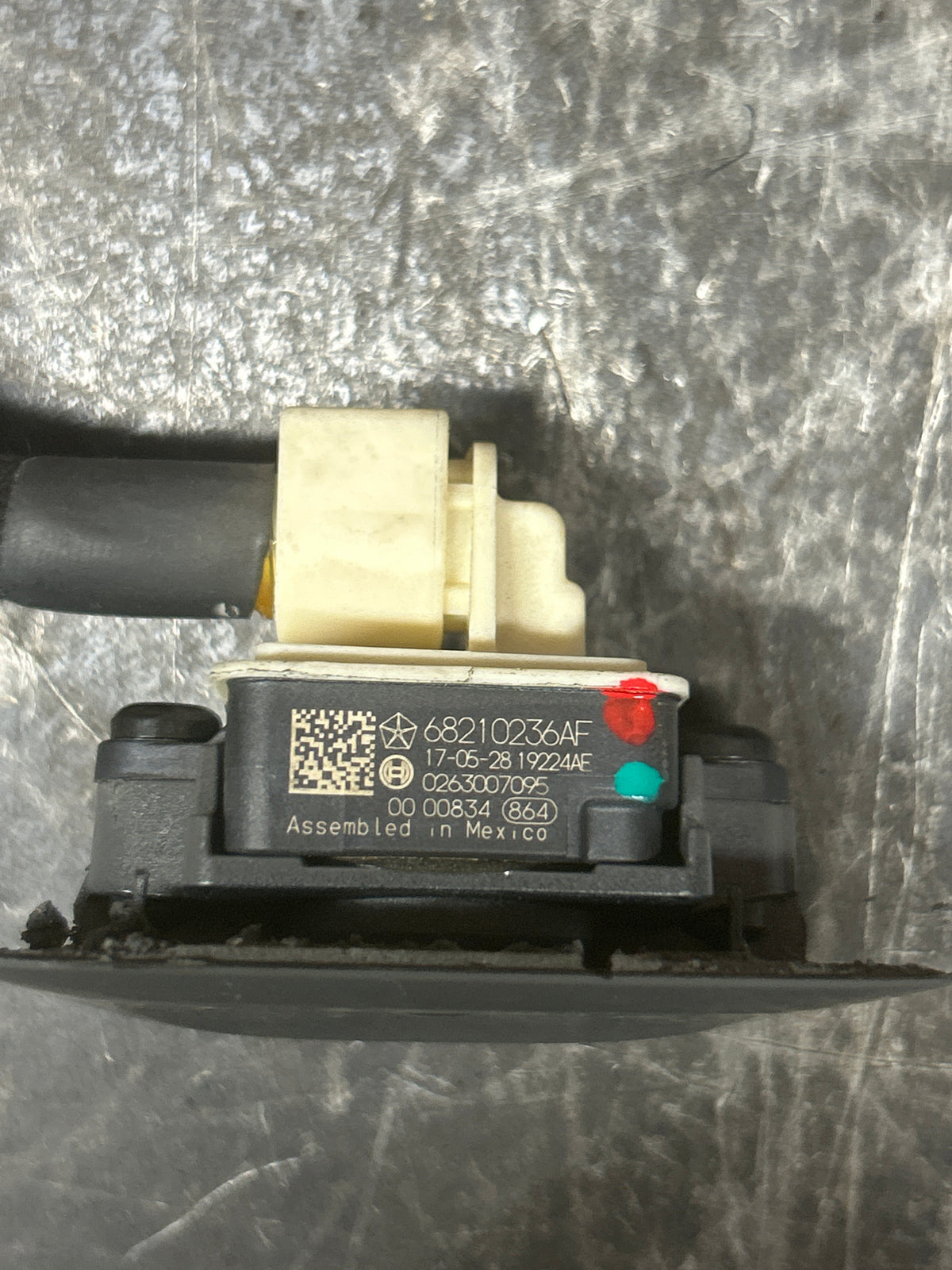 17-18 Dodge Charger Rear Camera OEM Truck Rear Park Assist Back Up Camera