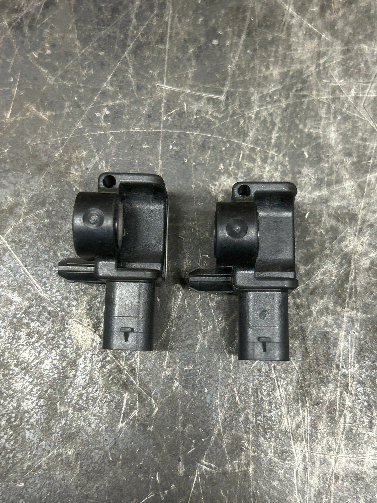 2016-2023 DODGE CHARGER FRONT CRASH IMPACT SENSOR PAIR OEM 56054085AA
