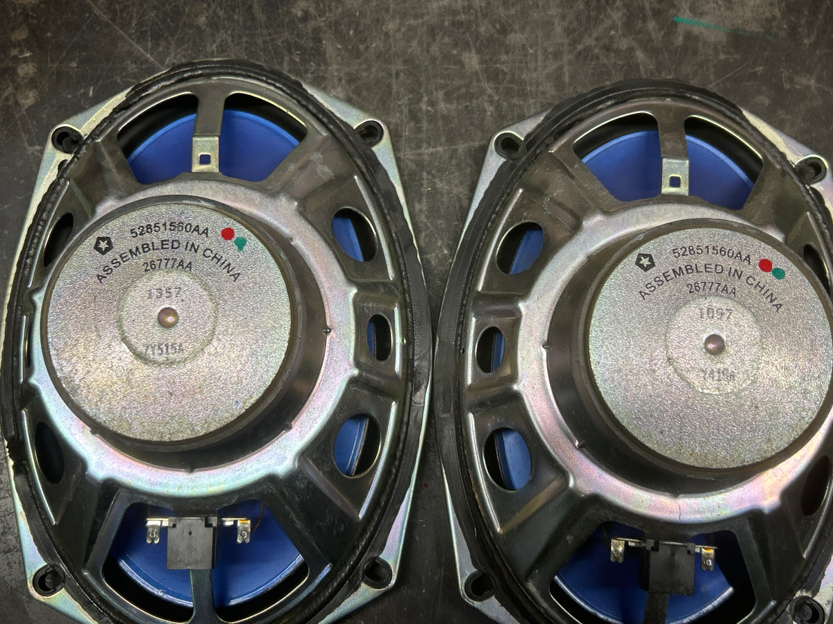 15-23 CHARGER/300C SRT8 OEM RADIO SOUND AUDIO BEATS AUDIO SPEAKER SET OF 10