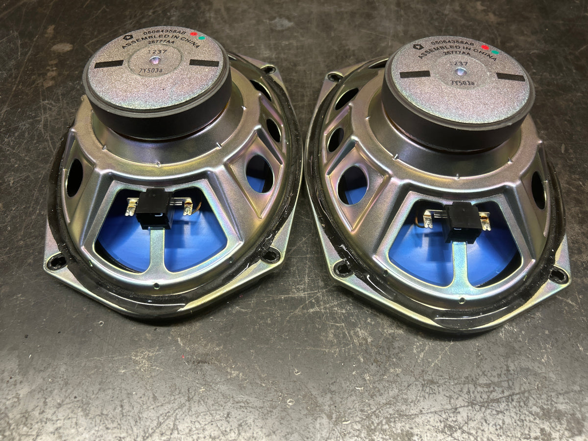 15-23 CHARGER/300C SRT8 OEM RADIO SOUND AUDIO BEATS AUDIO SPEAKER SET OF 10