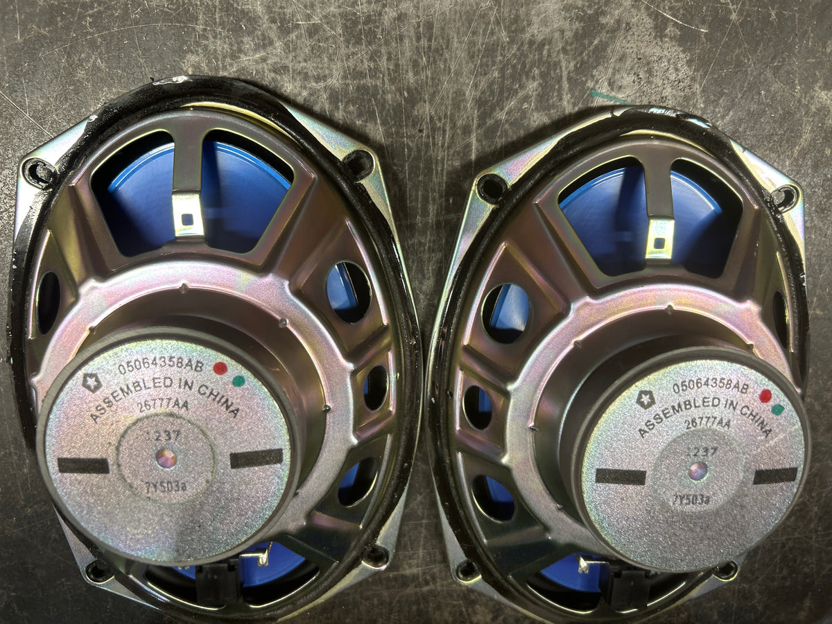 15-23 CHARGER/300C SRT8 OEM RADIO SOUND AUDIO BEATS AUDIO SPEAKER SET OF 10