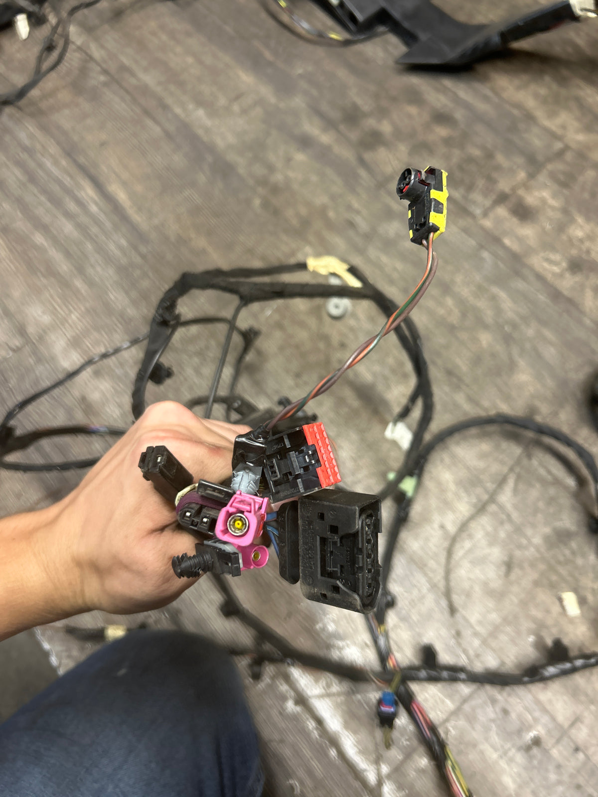 2017 Dodge Charger ScatPack Body Wiring Harness & Trunk Fuse Box 68304981AF OEM