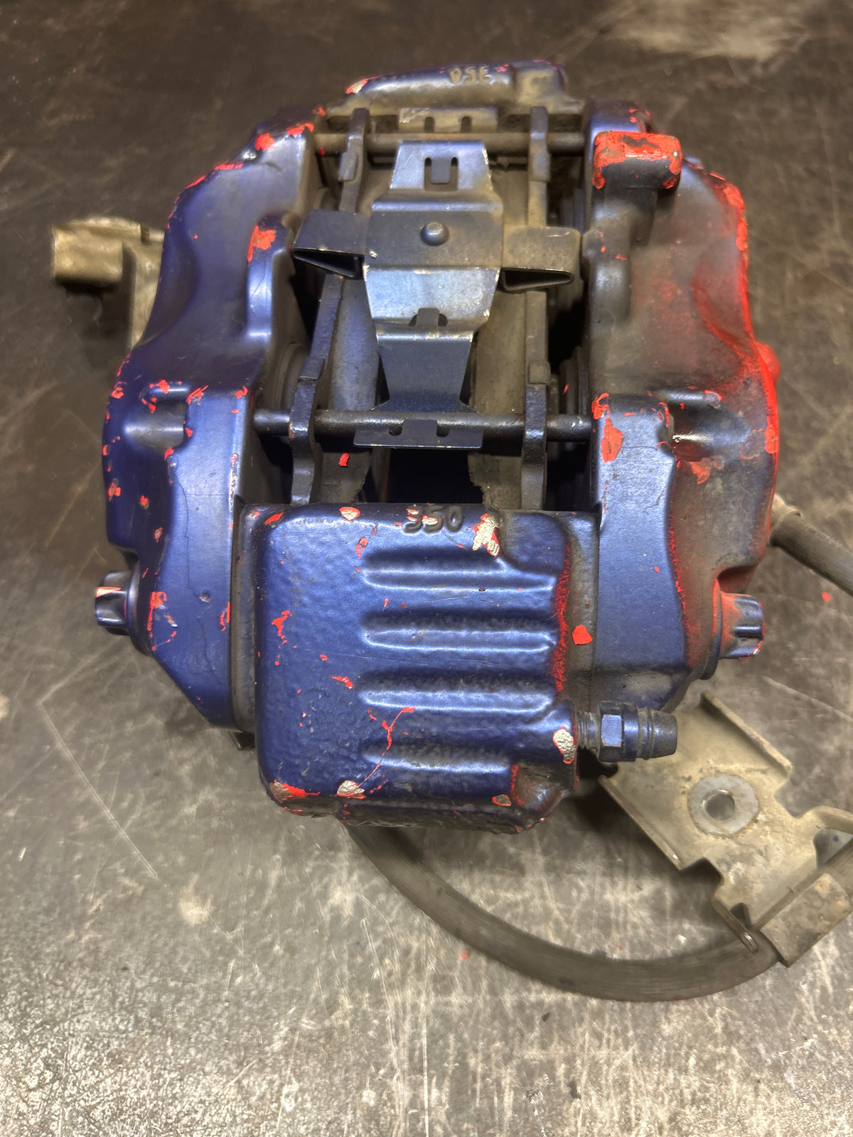 2011-2014 DODGE CHALLENGER/CHARGER FRONT RIGHT SIDE BREMBO BRAKE CALIPER OEM