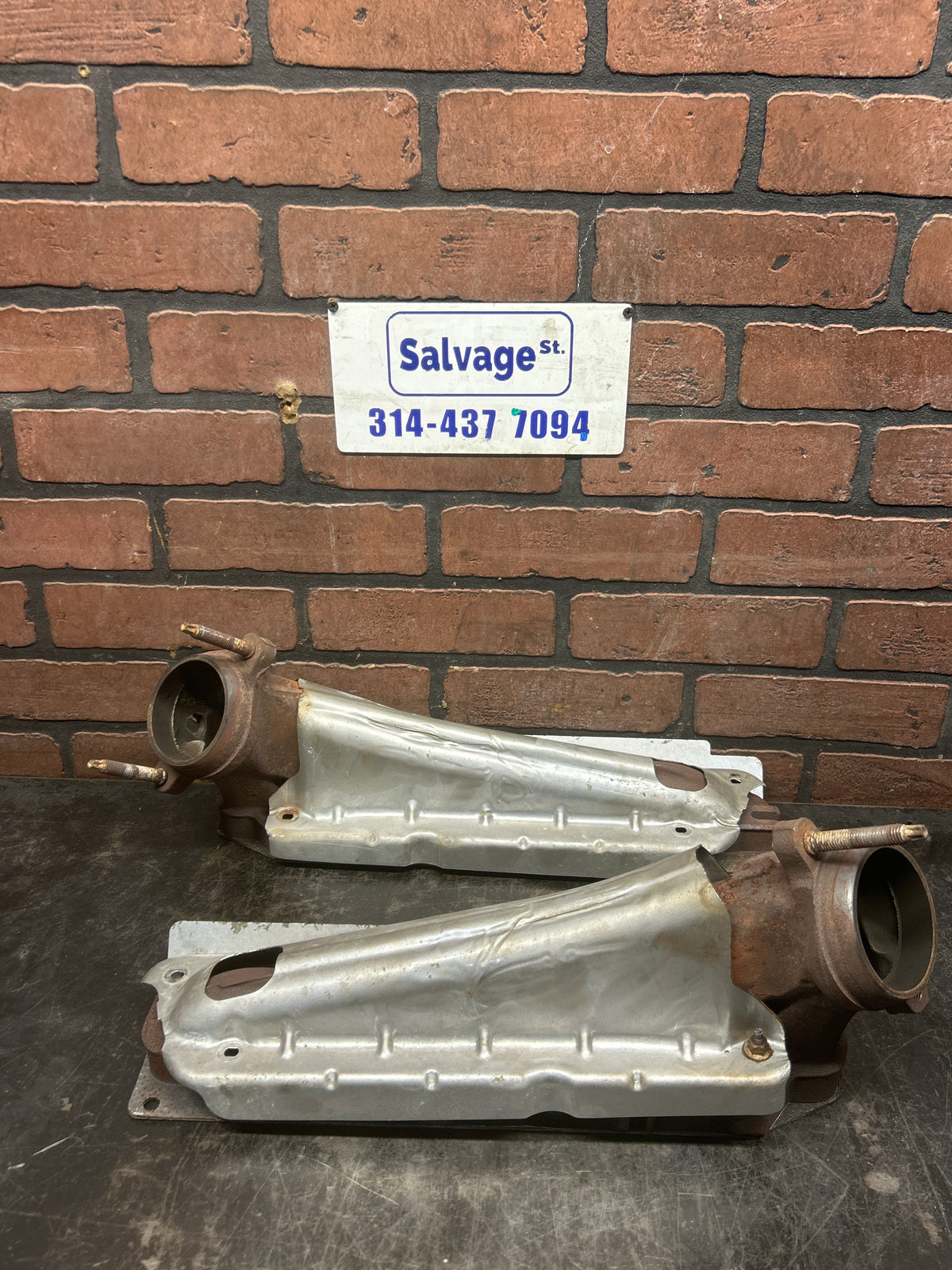 2009-2023 Dodge Mopar Charger/Challenger/Chrysler 5.7l Hemi Exhaust Manifold OEM