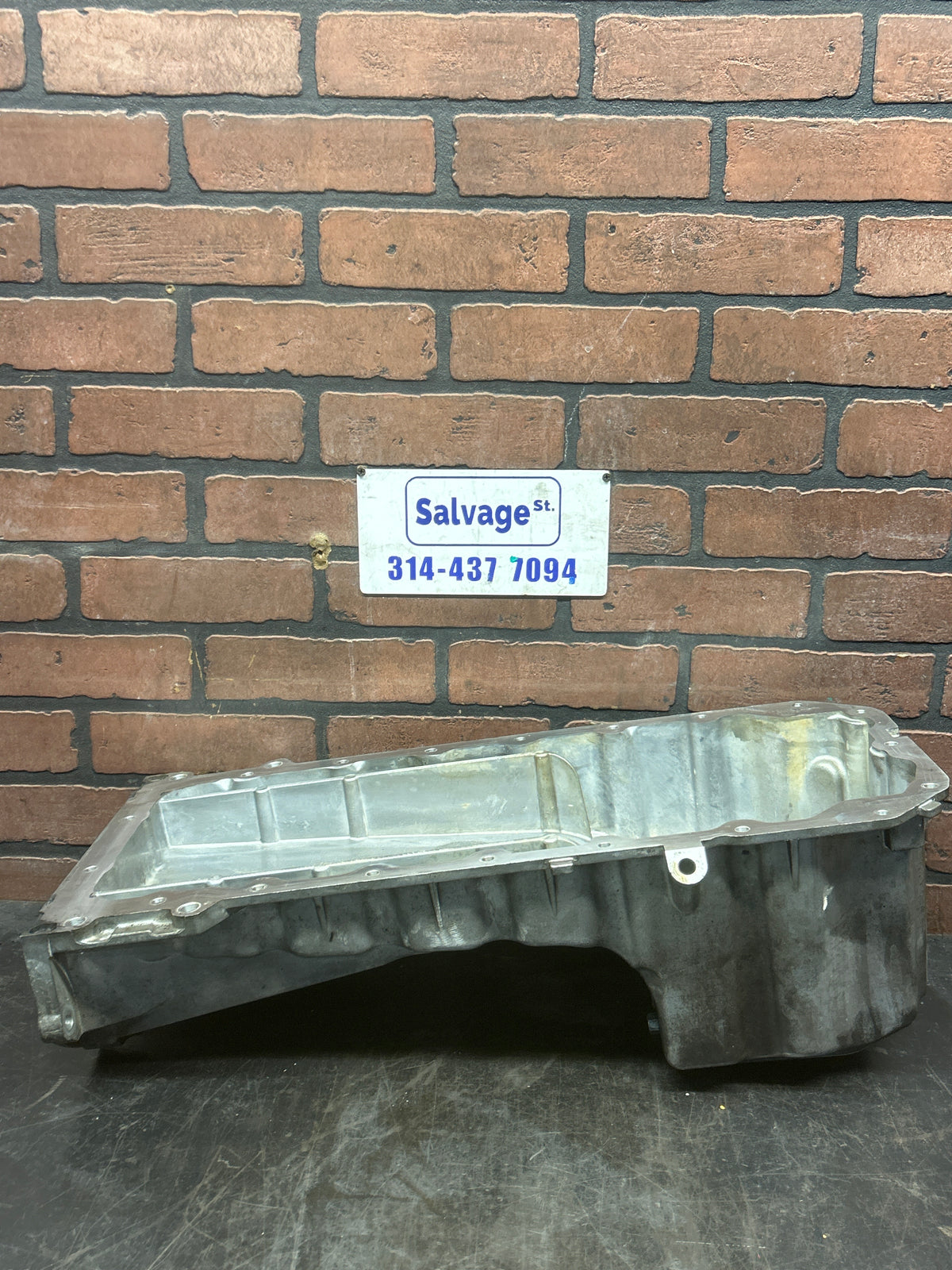 2011-2023 Dodge Challenger Hellcat SRT 6.2L Engine Oil Pan 68166426AC