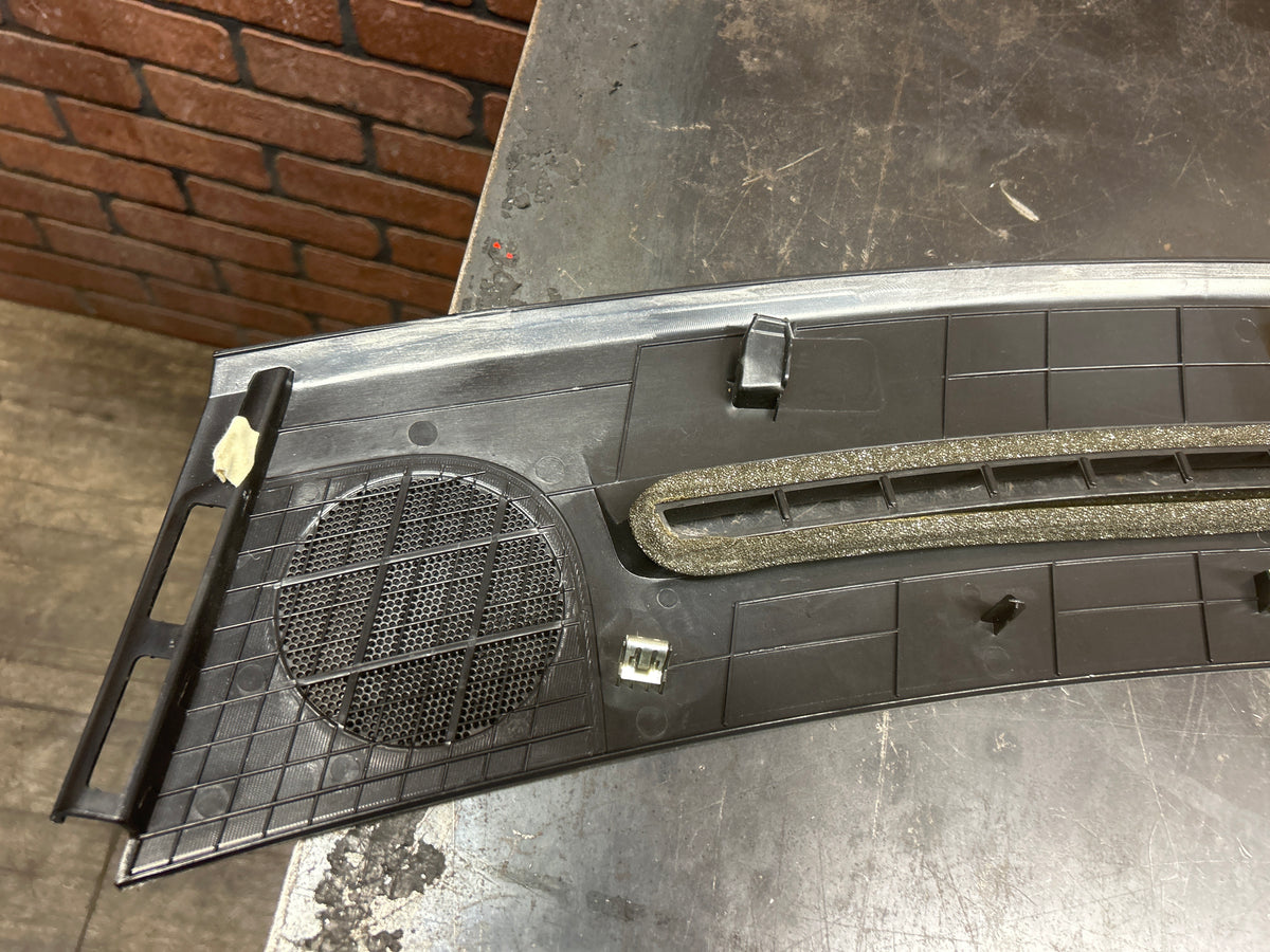 2011-2023 DODGE CHARGER SRT/CHRYSLER 300C DEFROSTER GRILLE WITH SUNSENSOR OEM