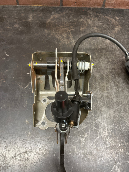 12-23 Chrysler 300/Charger SRT8 Power Adjustable Brake Pedal & Gas Pedal OEM