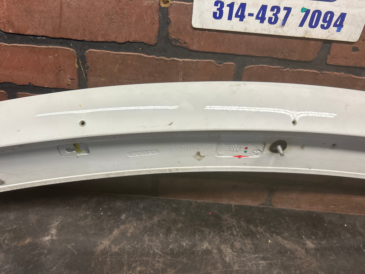 11-23 Chrysler 300C SRT8 Rear White Trunk Deck Lid Lip Spoiler OEM 5RS32TZZAB