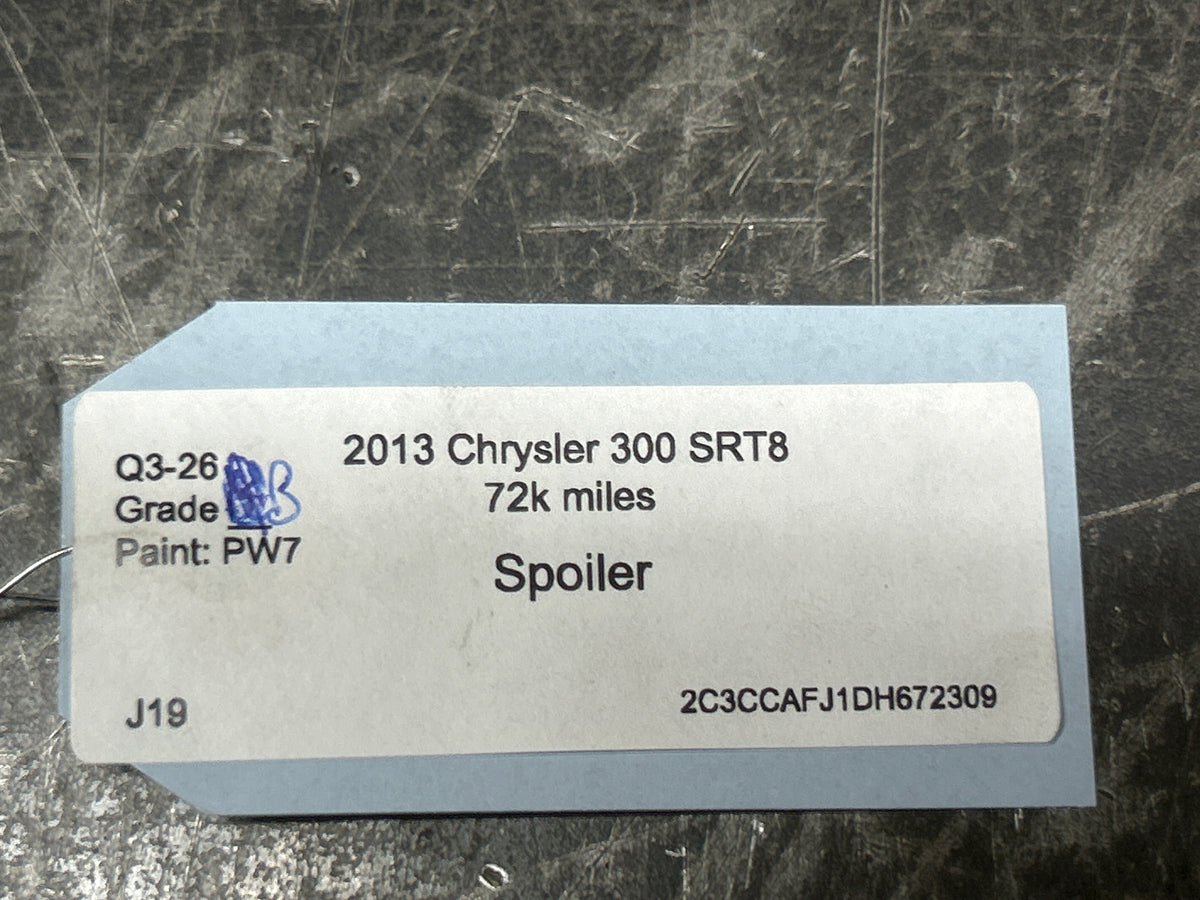 11-23 Chrysler 300C SRT8 Rear White Trunk Deck Lid Lip Spoiler OEM 5RS32TZZAB