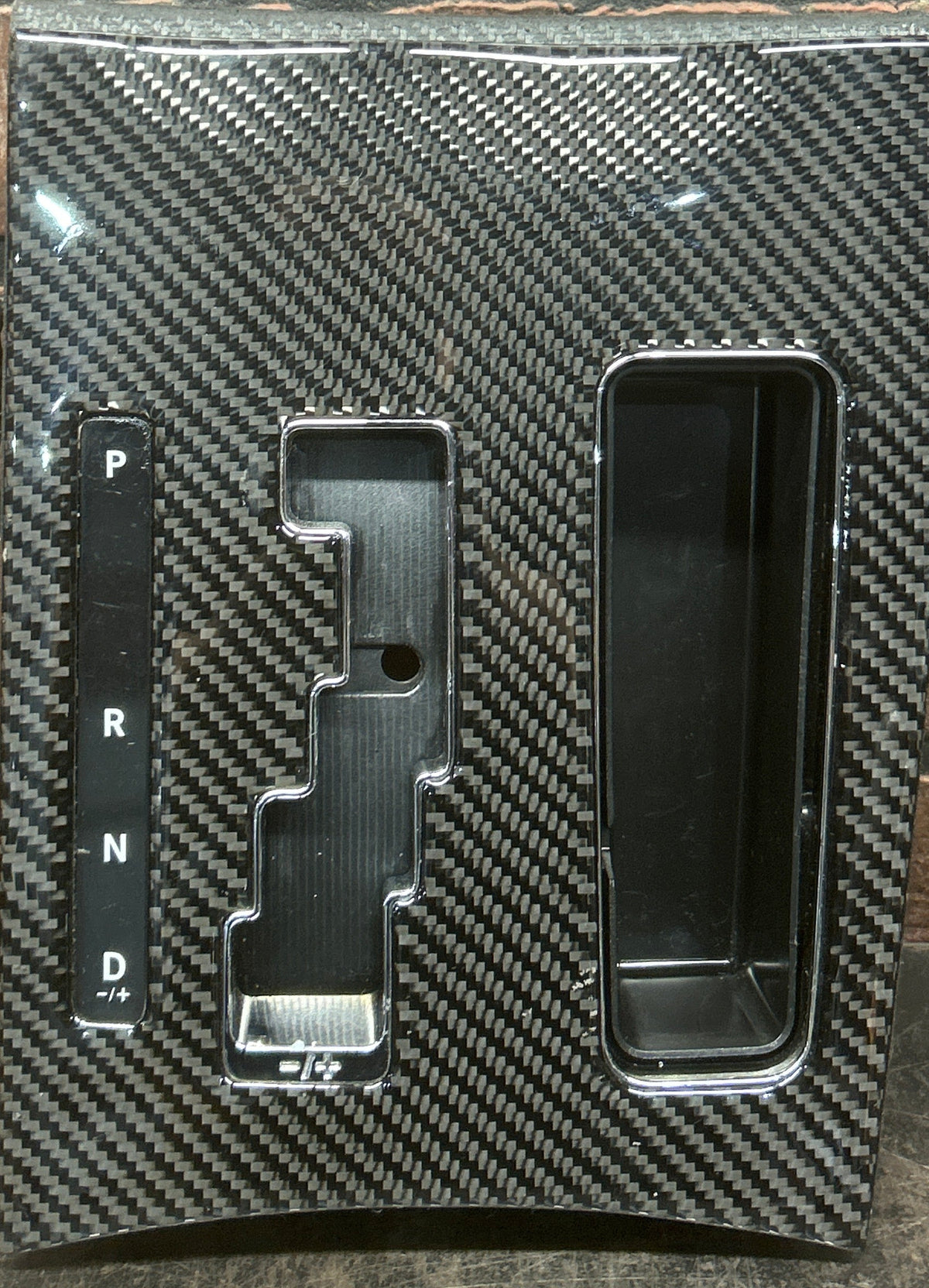 11-14 Genuine Mopar Gear Shift Lever Indicator Bezel Carbon Fiber 1MG24AAAAG