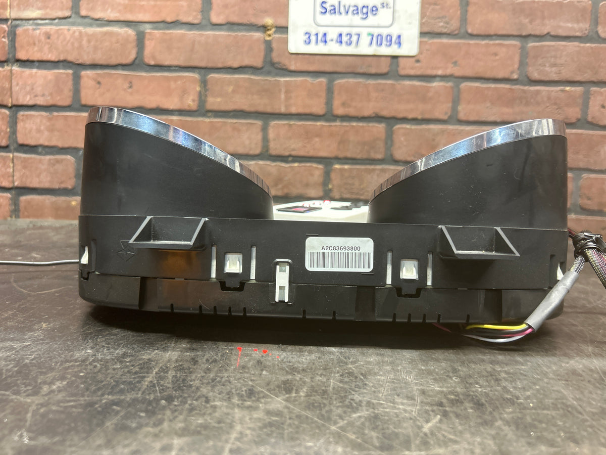 2013 Chrysler 300 Dodge Charger Speedometer Instrument Cluster Gauges 05091743AD