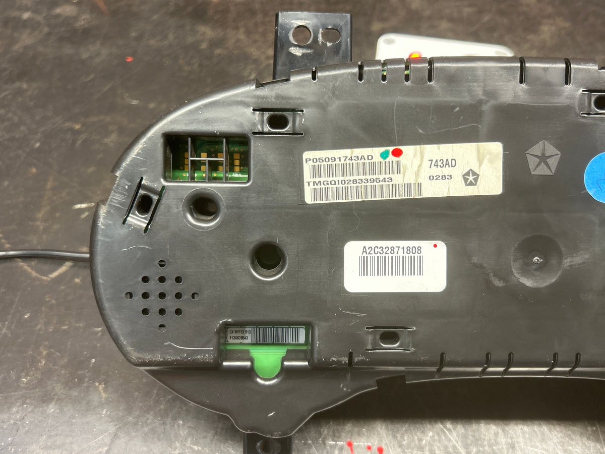 2013 Chrysler 300 Dodge Charger Speedometer Instrument Cluster Gauges 05091743AD