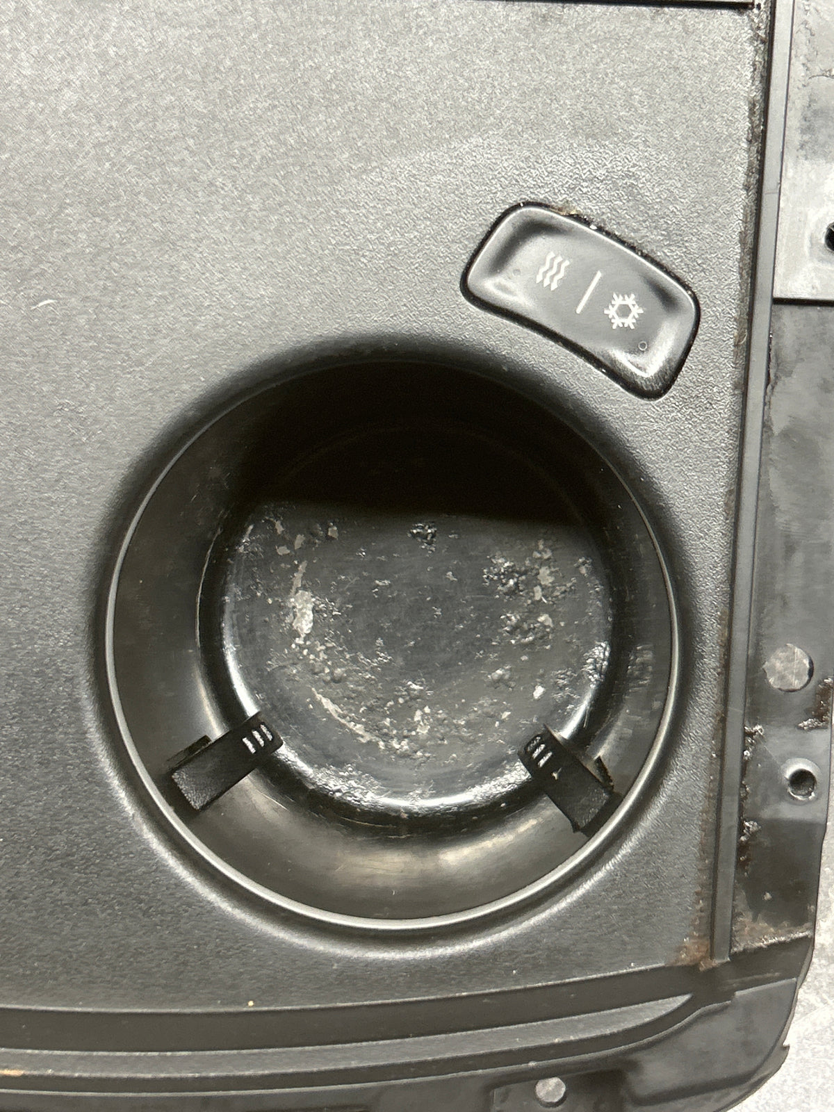 2011-2014 Dodge Charger/Chrysler 300C Heated & Cooled Cup Holder Bezel Black OEM