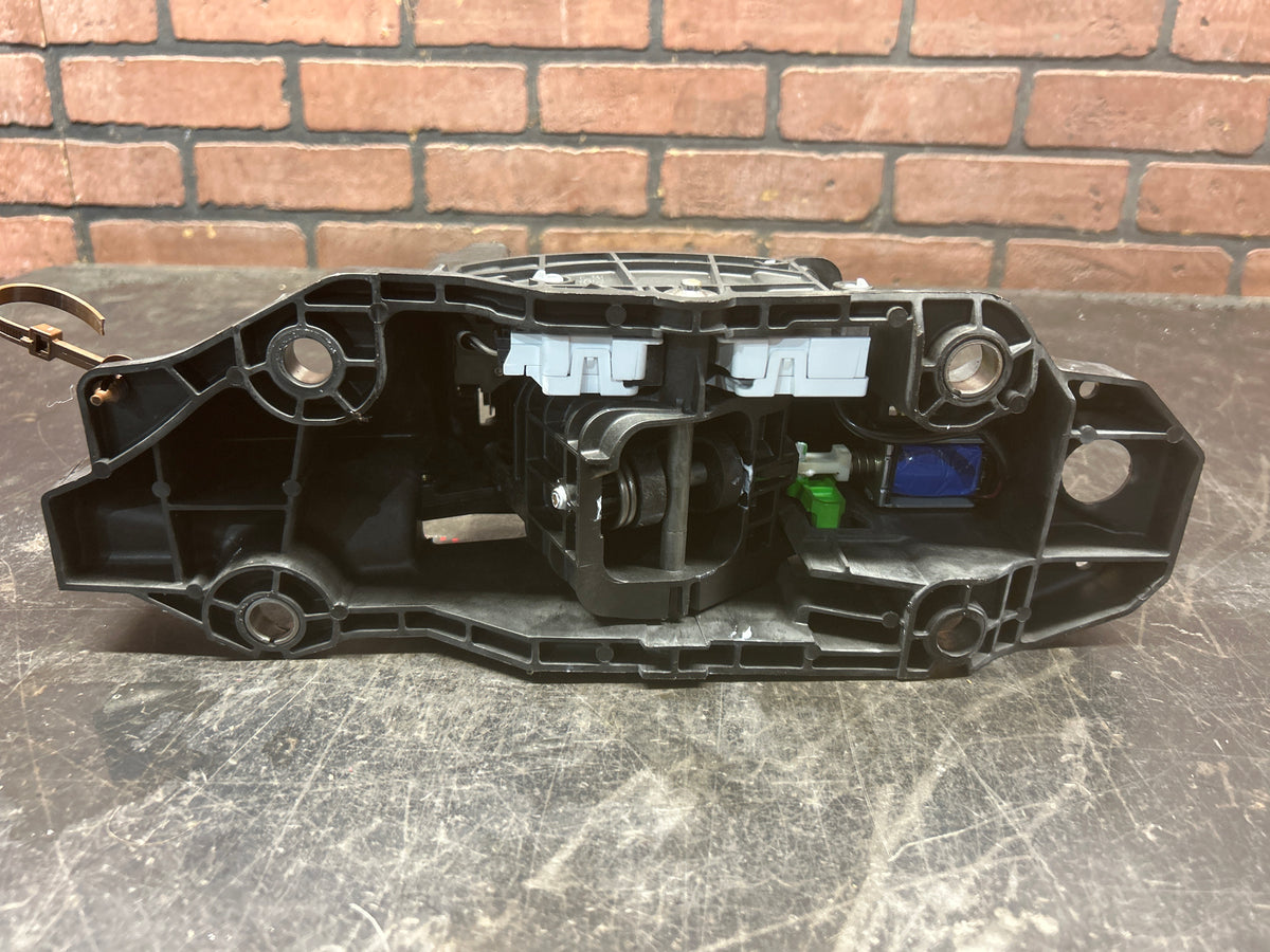 11-14 Dodge Charger/Chrysler 300C Automatic Transmission Gear Shifter Assembly