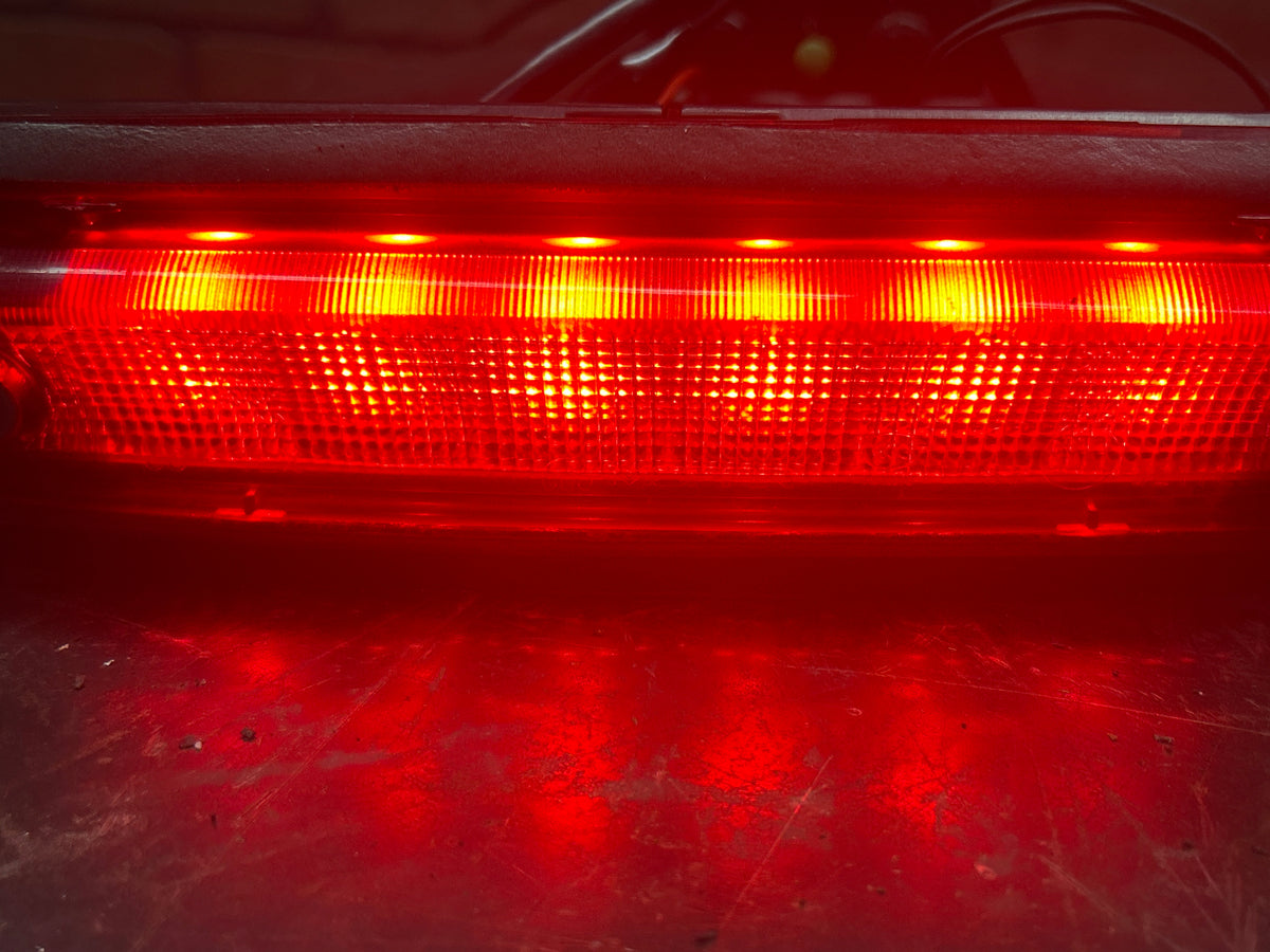 11-14 Chrysler 300 Backup Reverse Camera 3rd Third Brake Light 56054058AF