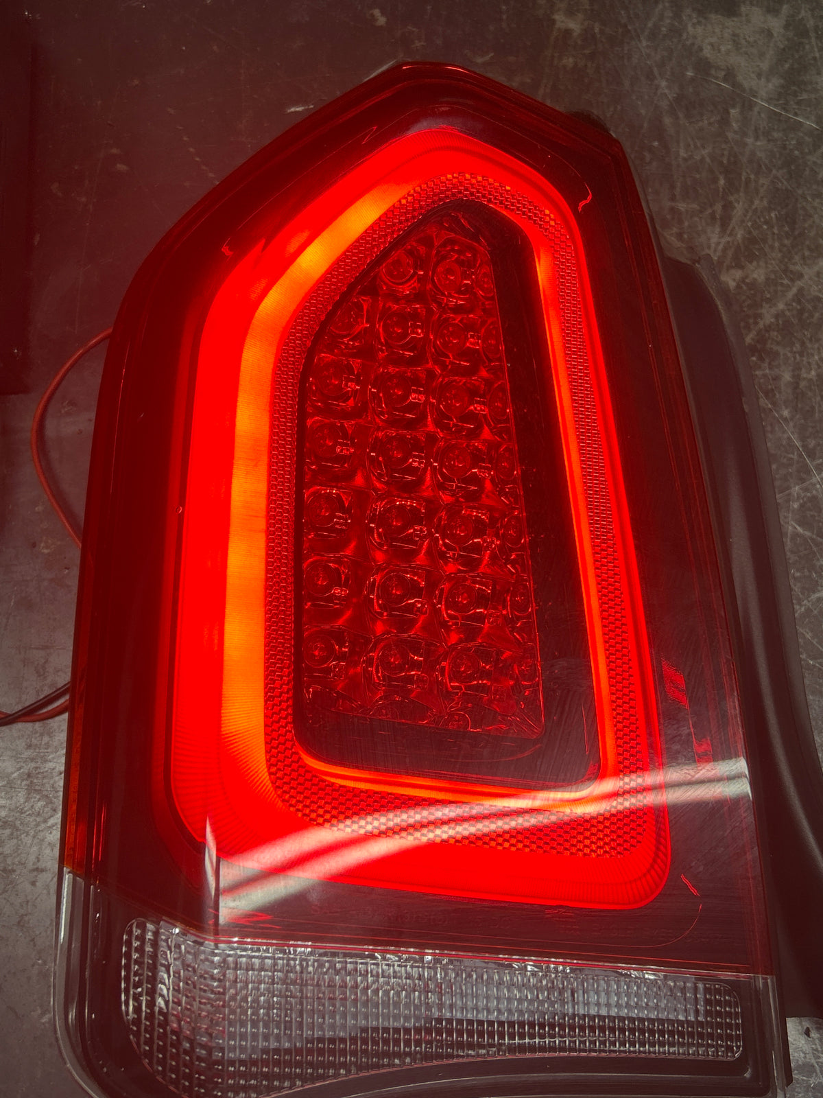 15-23 Chrysler 300 Eagle Eye Tail Light Assembly Set Left & Right